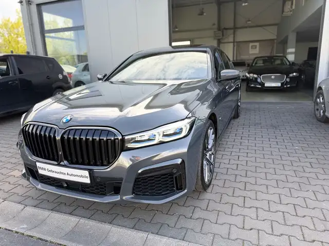 BMW 745 e M-Sport Laser/B&W/SoftClose/Massage-Voll!