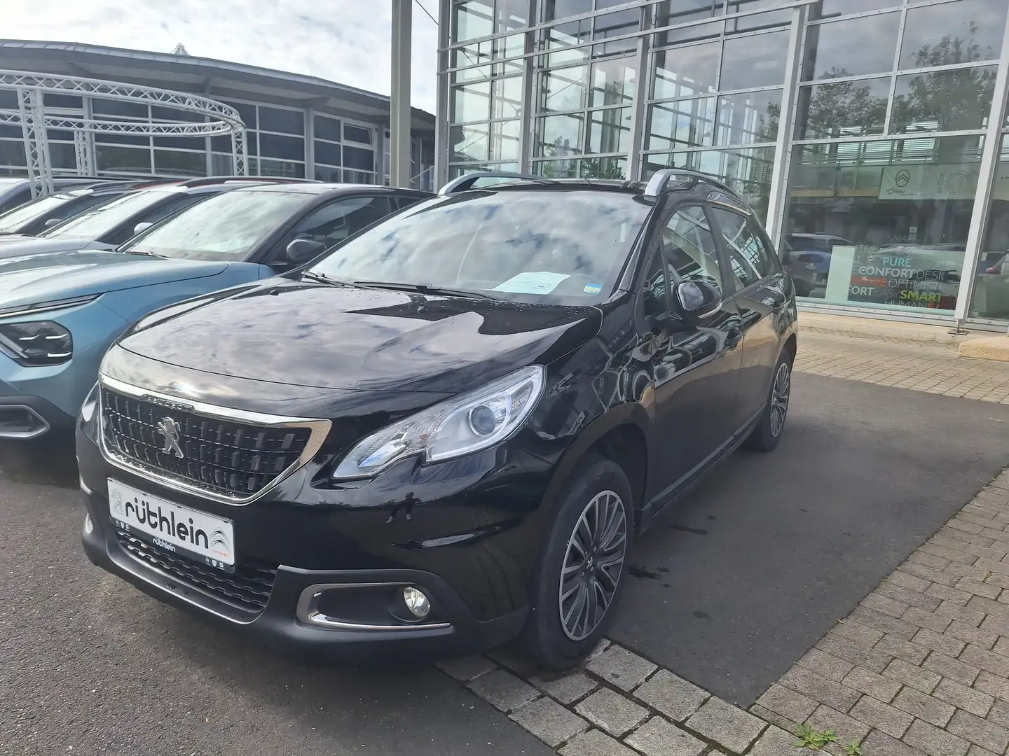 Peugeot 2008 Active 110 PS Negru - 1