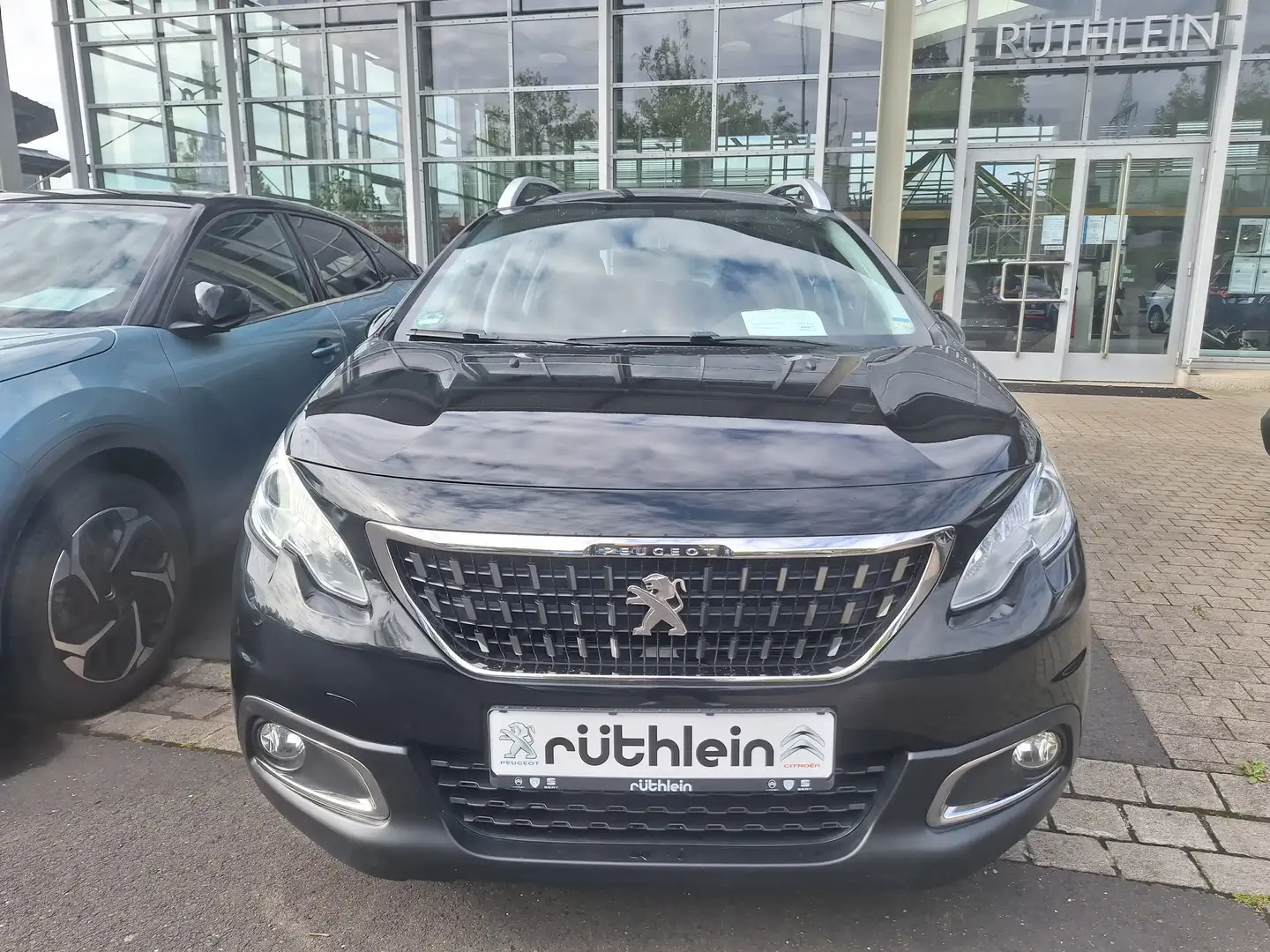 Peugeot 2008 Active 110 PS Negru - 2