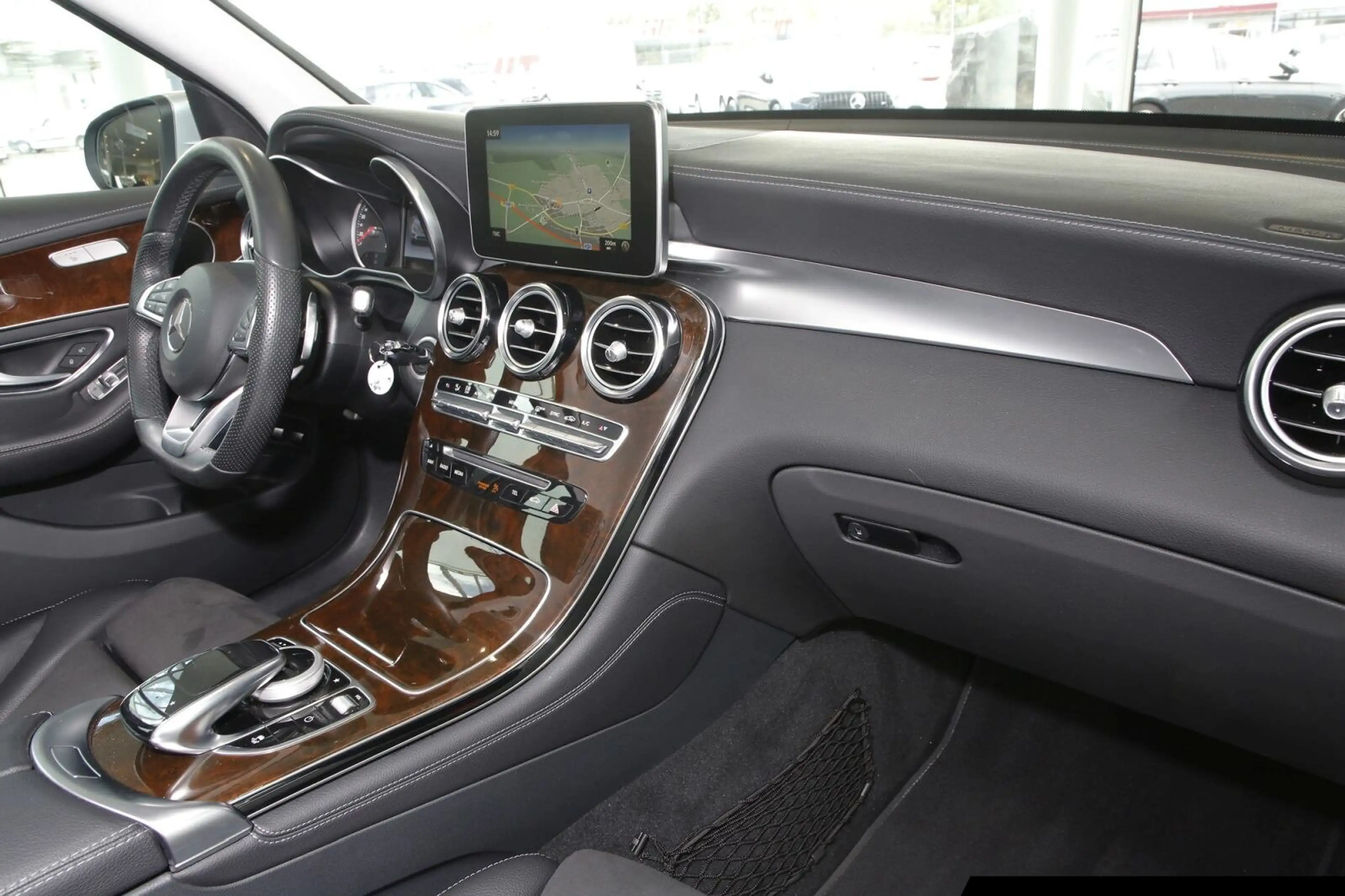 Mercedes-Benz GLC 250 GLC 250 d 4M Exclusive/Distronic/RÜ-KA/AHK/LED — photo 7