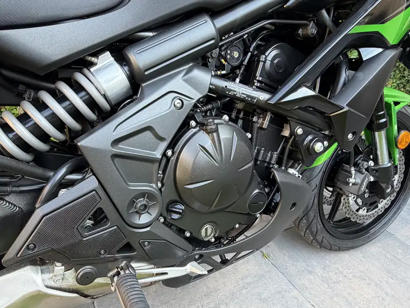 Kawasaki VERSYS 650 - foto 7