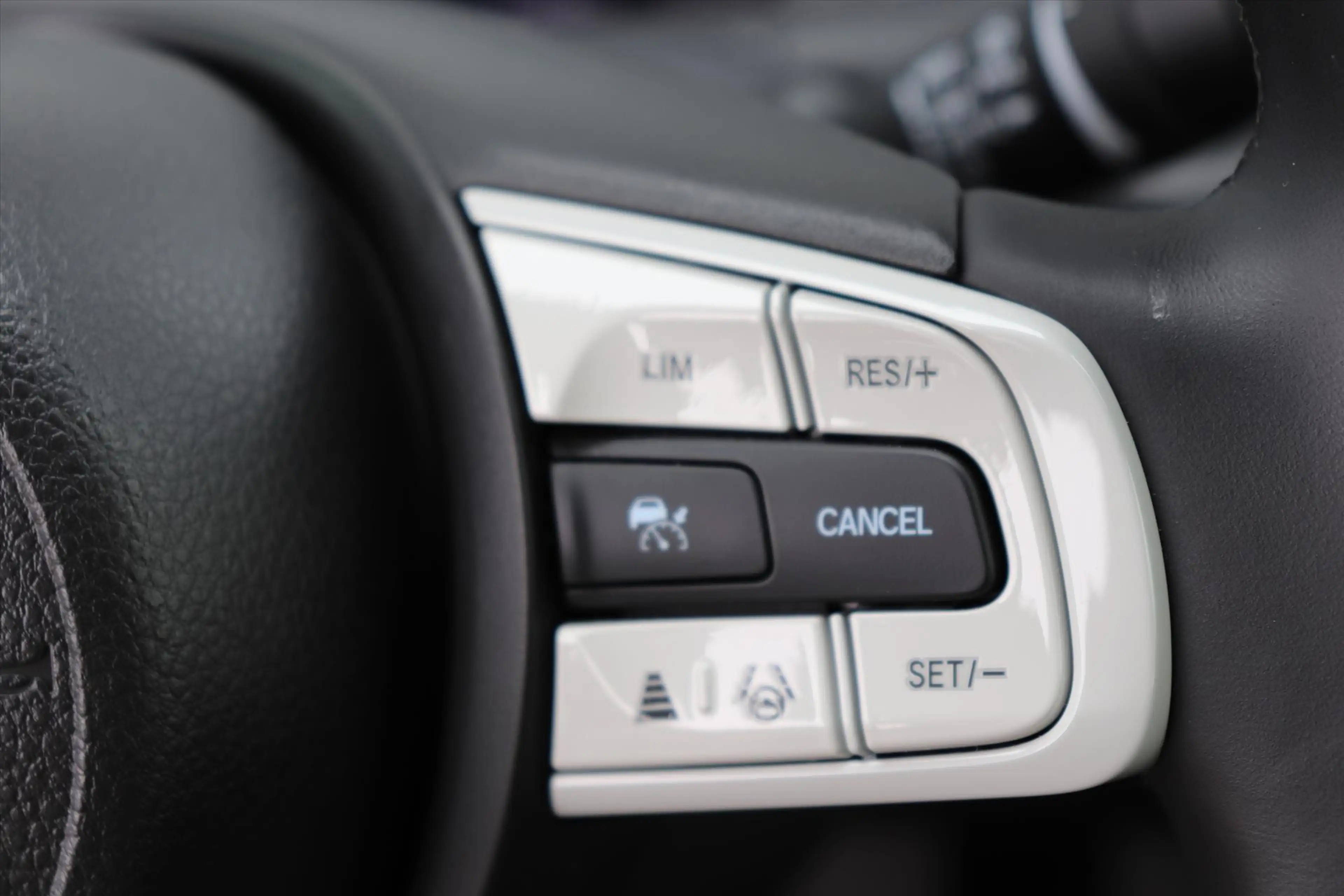 Honda Jazz 1.5 Full Hybrid CVT Elegance — photo 11