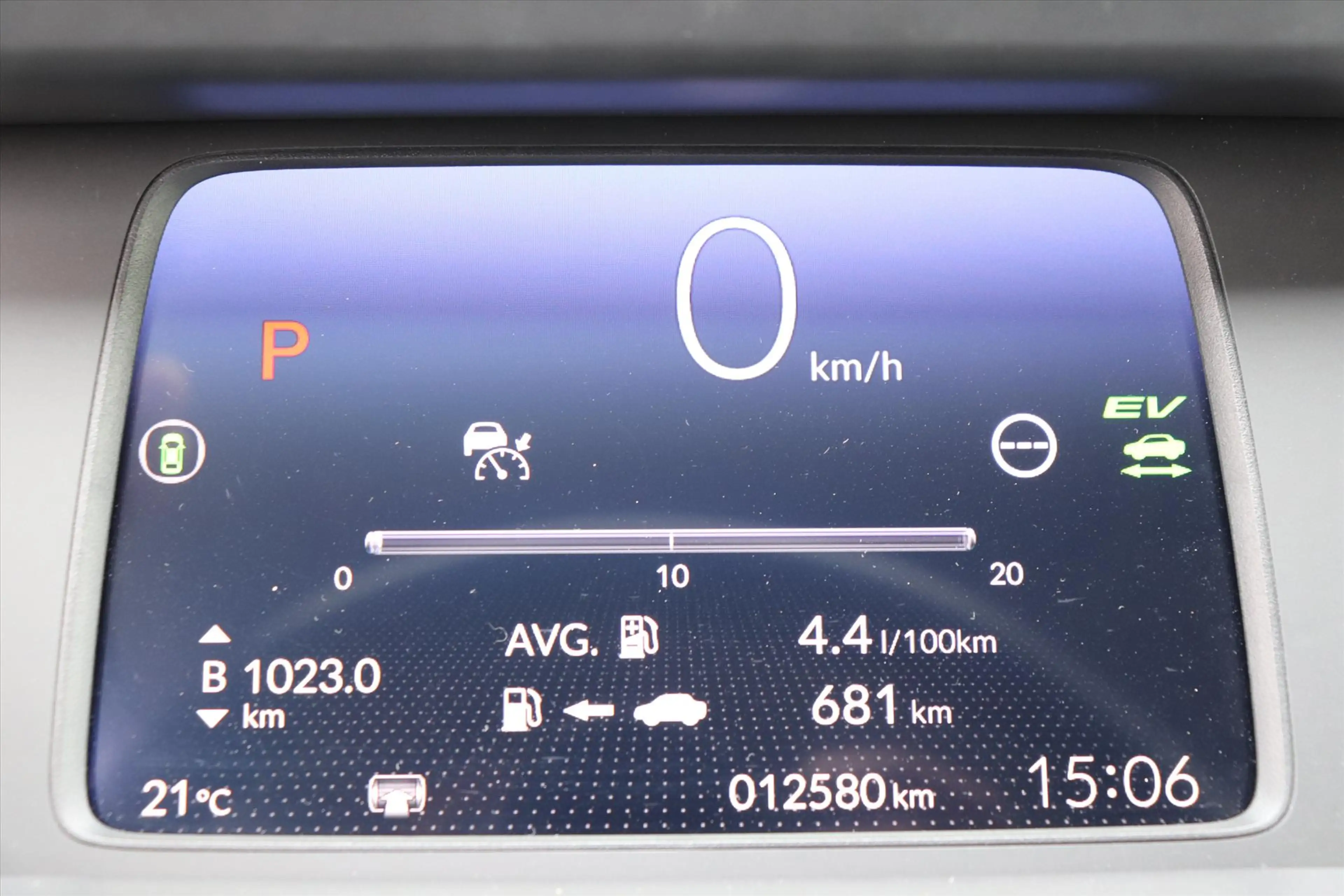 Honda Jazz 1.5 Full Hybrid CVT Elegance — photo 9