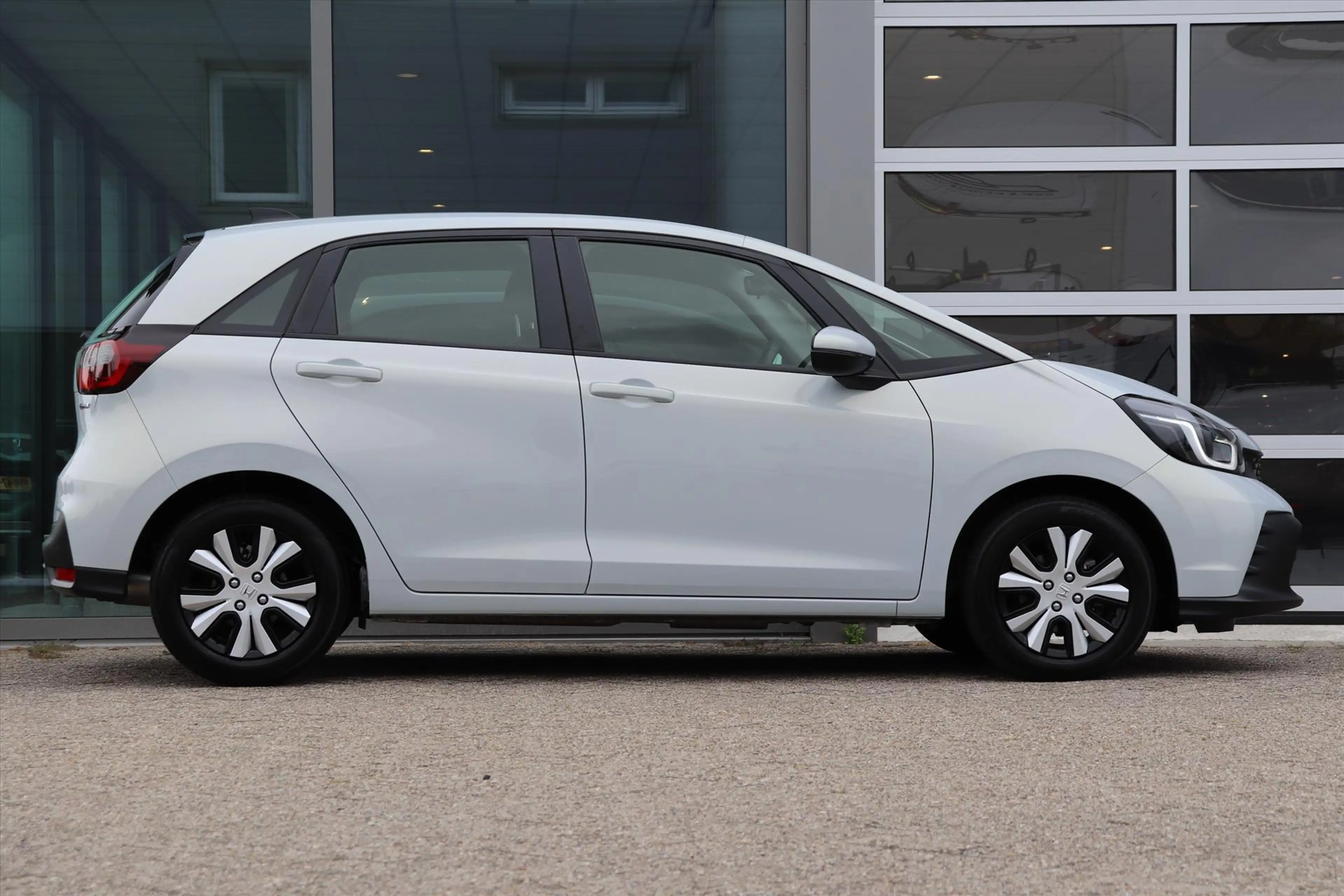 Honda Jazz 1.5 Full Hybrid CVT Elegance — photo 21