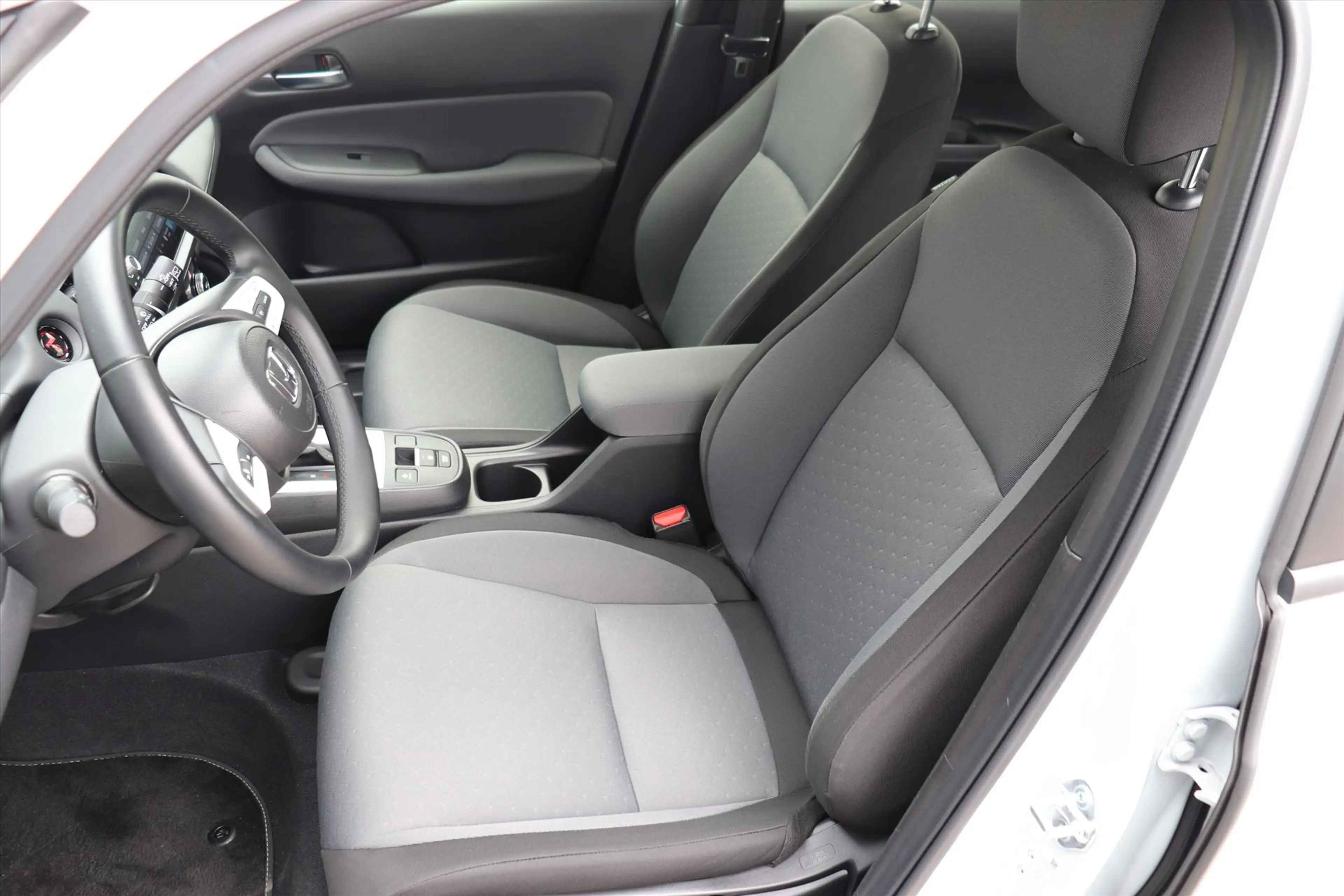 Honda Jazz 1.5 Full Hybrid CVT Elegance — photo 15