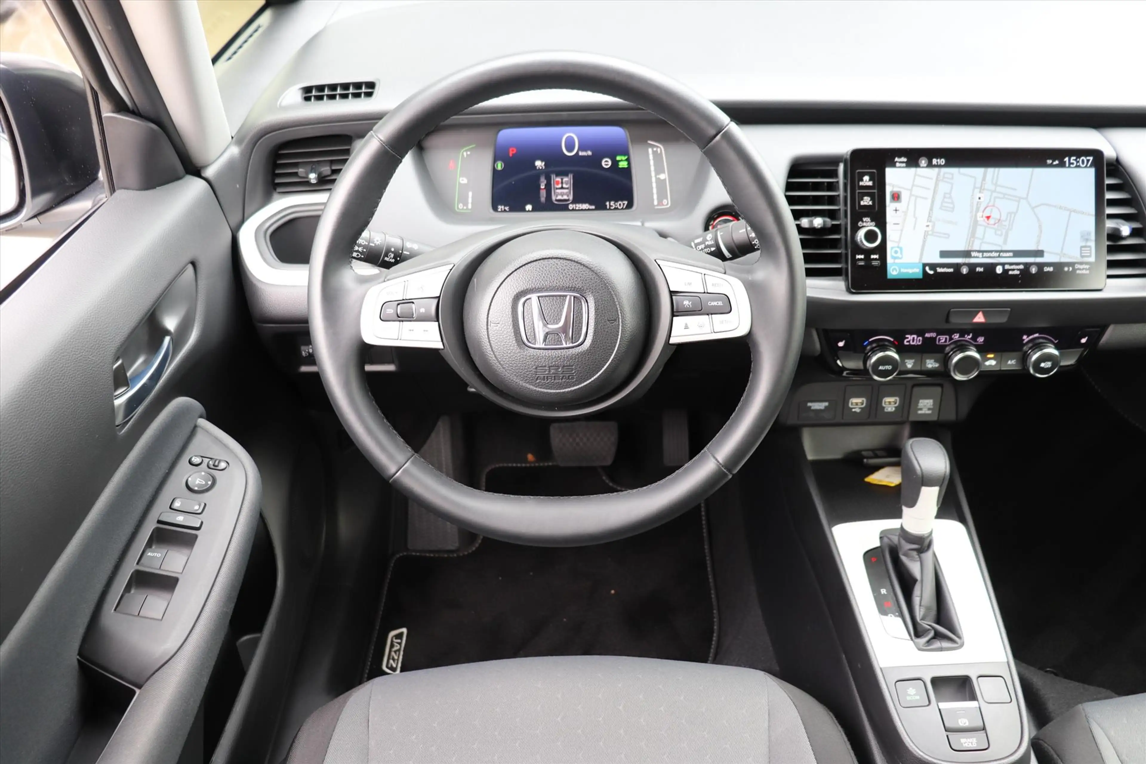 Honda Jazz 1.5 Full Hybrid CVT Elegance — photo 3