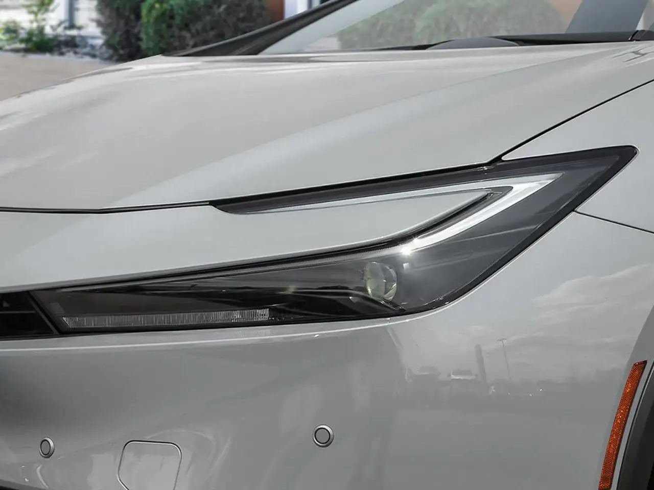 Toyota Prius Prime снимка Toyota Prius Prime