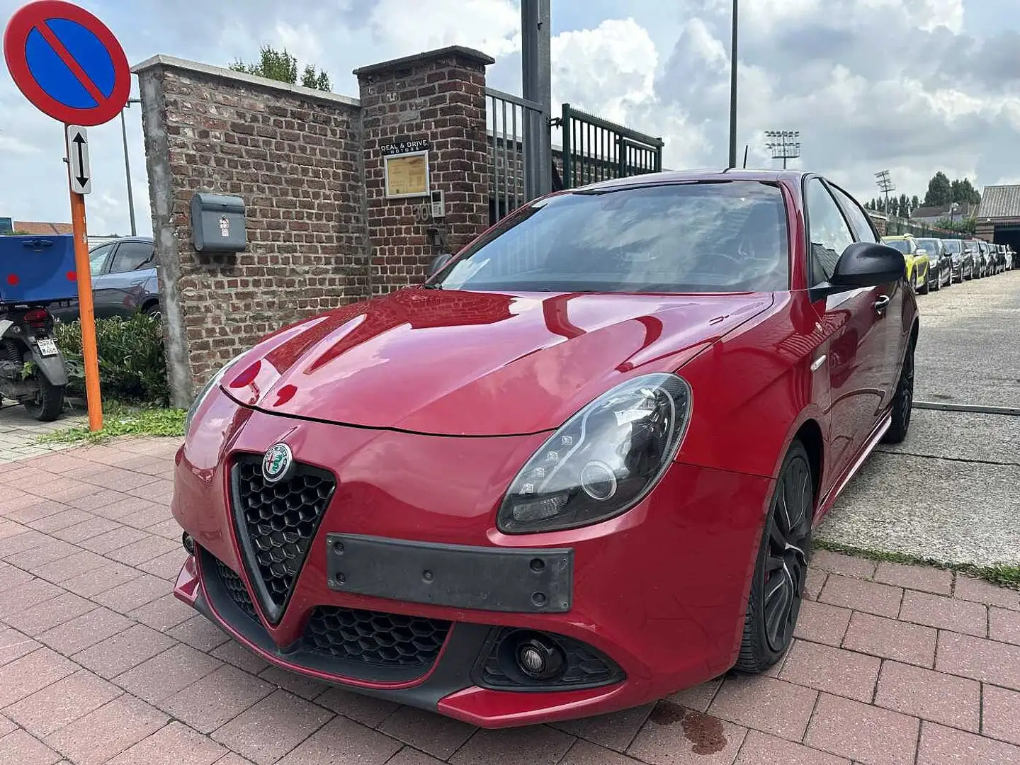 Alfa Romeo Giulietta 1.6 D MET 135DKM HANDELAARS & EXPORT Rouge - 1