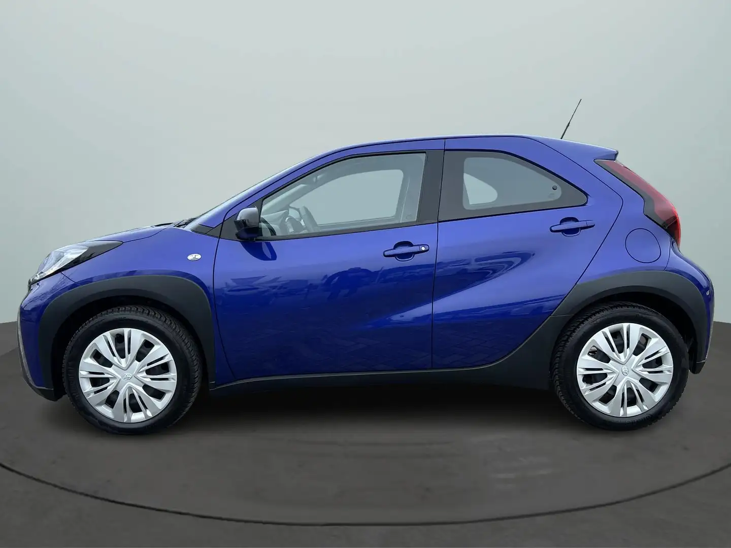 Toyota Aygo X 1.0 VVT-i MT Play Airco / Cruise Control Adaptief Bleu - 2