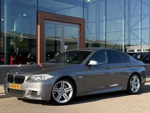 BMW 528 5-serie 528i M Pakket | Head-Up | Cruise | Stoelve