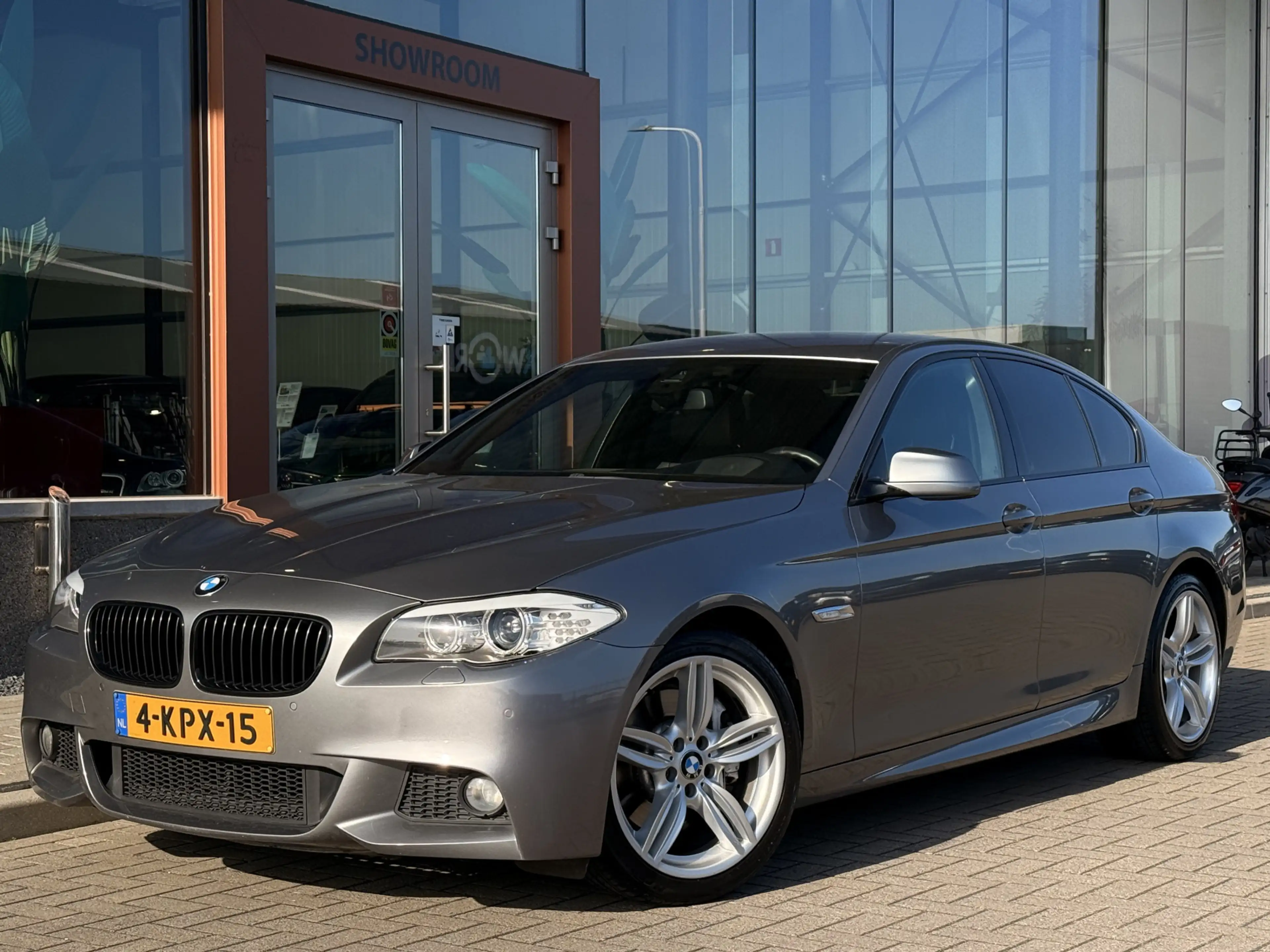 BMW 528 5-serie 528i M Pakket | Head-Up | Cruise | Stoelve — photo 3