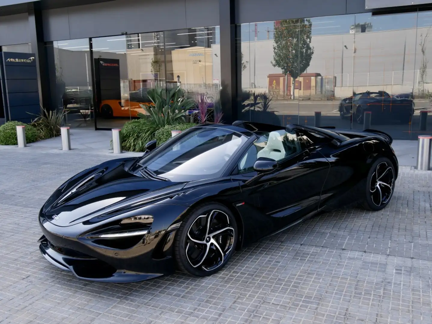 McLaren 750S Spider Negro - 1