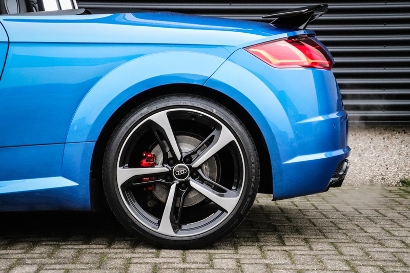 Audi TT Roadster 2.0 TFSI Competition | Virtual Dashboard — photo 17