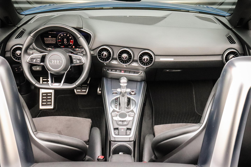 Audi TT Roadster 2.0 TFSI Competition | Virtual Dashboard — photo 3