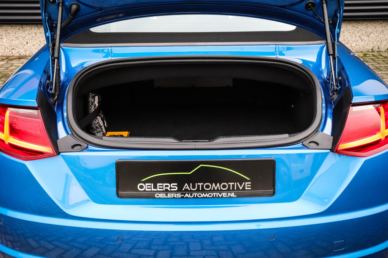 Audi TT Roadster 2.0 TFSI Competition | Virtual Dashboard — photo 34