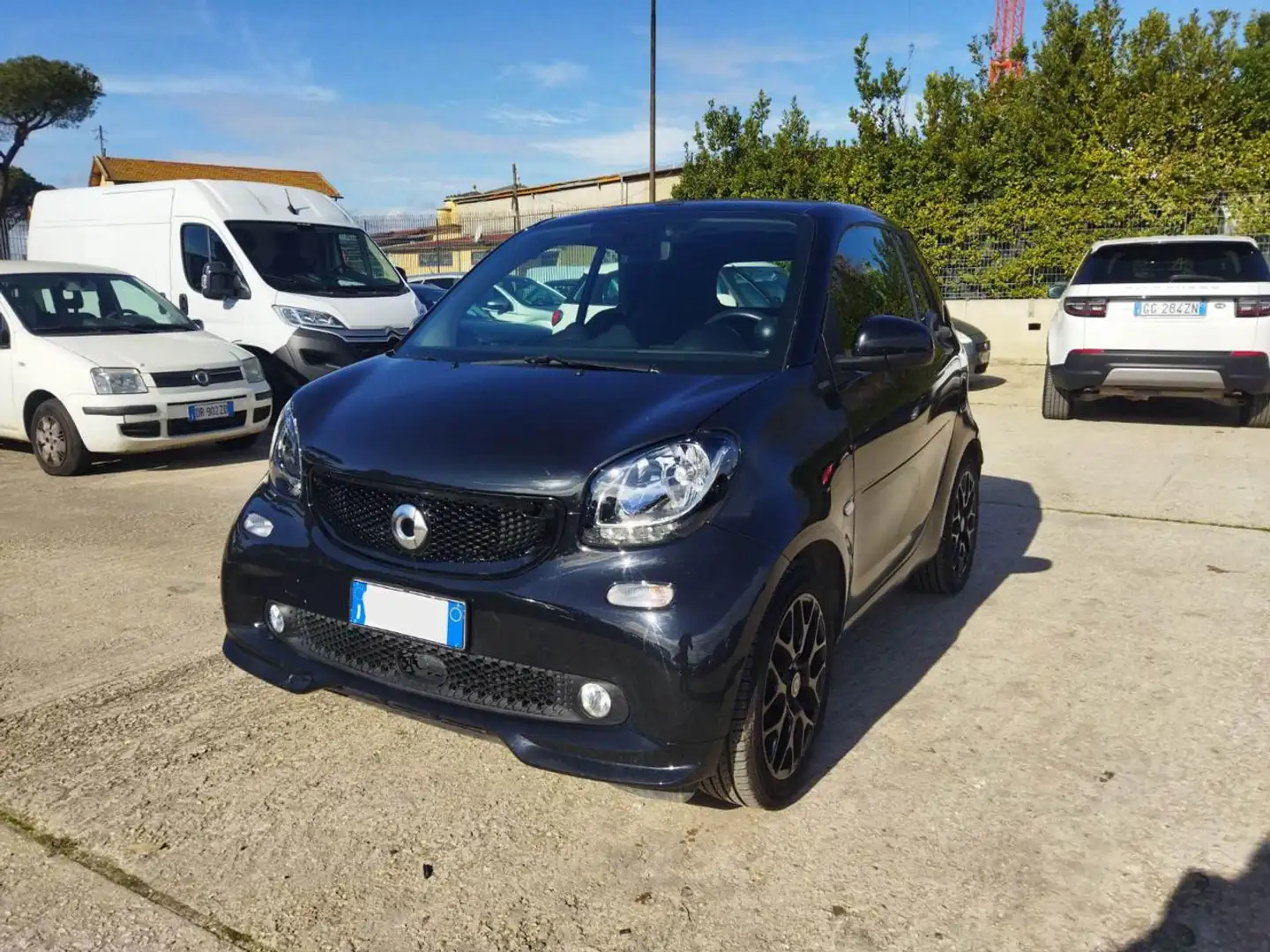 smart forTwo 1.0cc CABRIO 71cv CERCHI IN LEGA CRUISE CONTROL Nero - 1