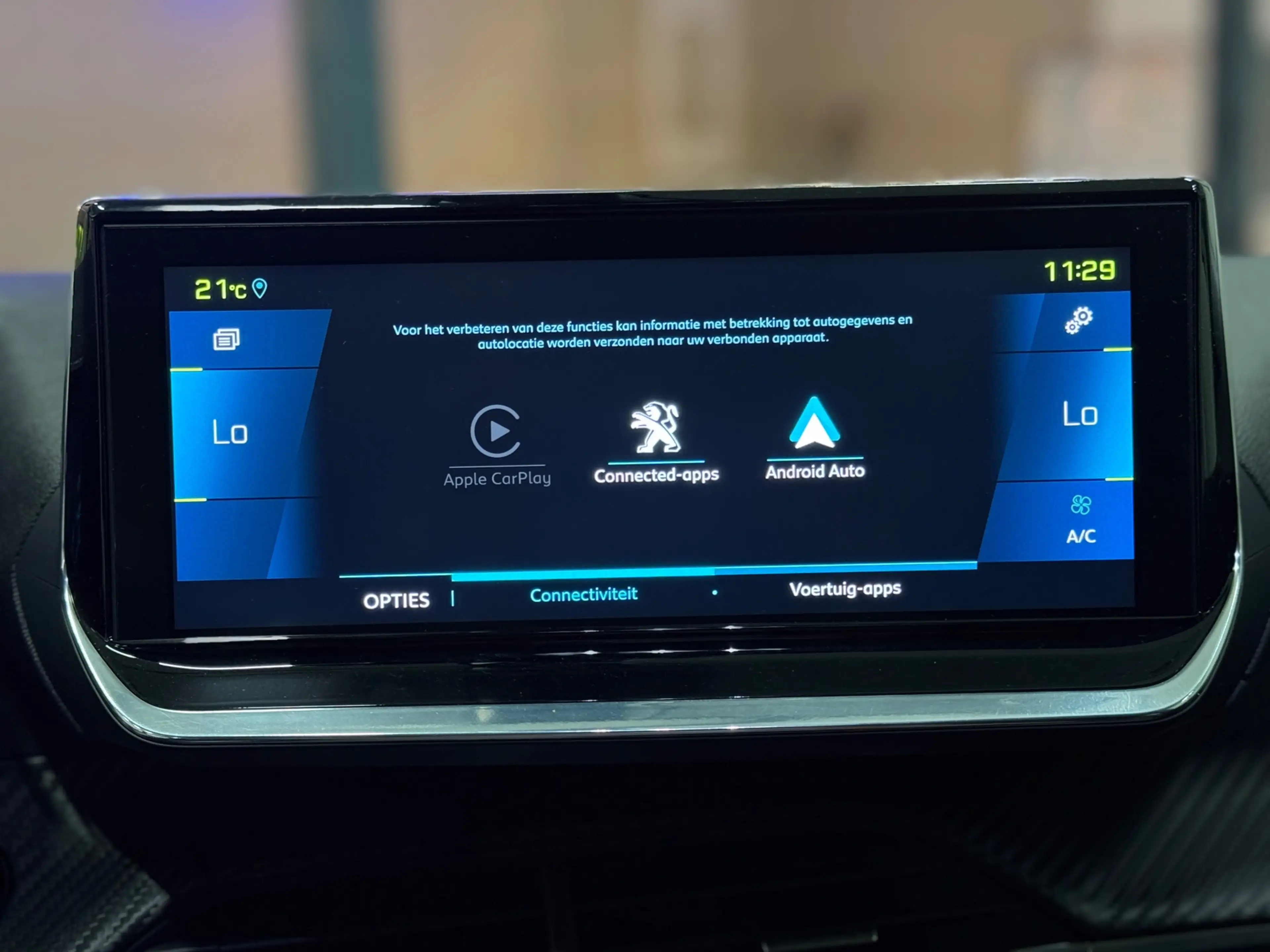 Peugeot e-2008 EV Allure 50 kWh Automaat | Navi | Camera | Keyles — photo 19
