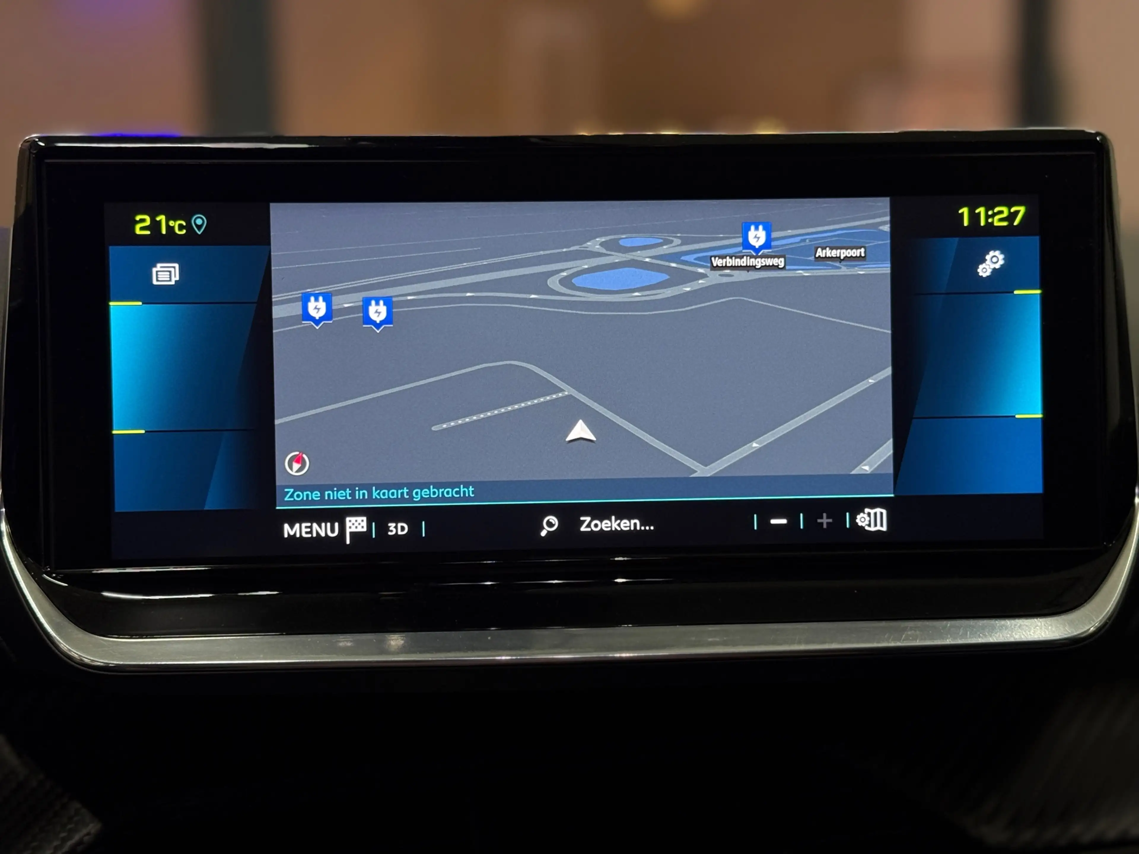 Peugeot e-2008 EV Allure 50 kWh Automaat | Navi | Camera | Keyles — photo 17