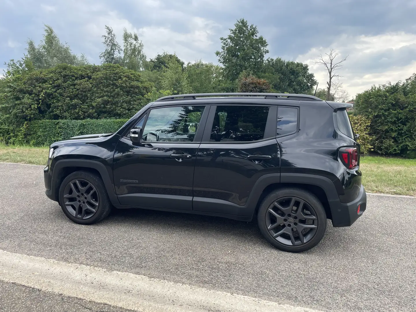 Jeep Renegade MY20S - 1.6 MJD 115 4x2 DDCT Noir - 1