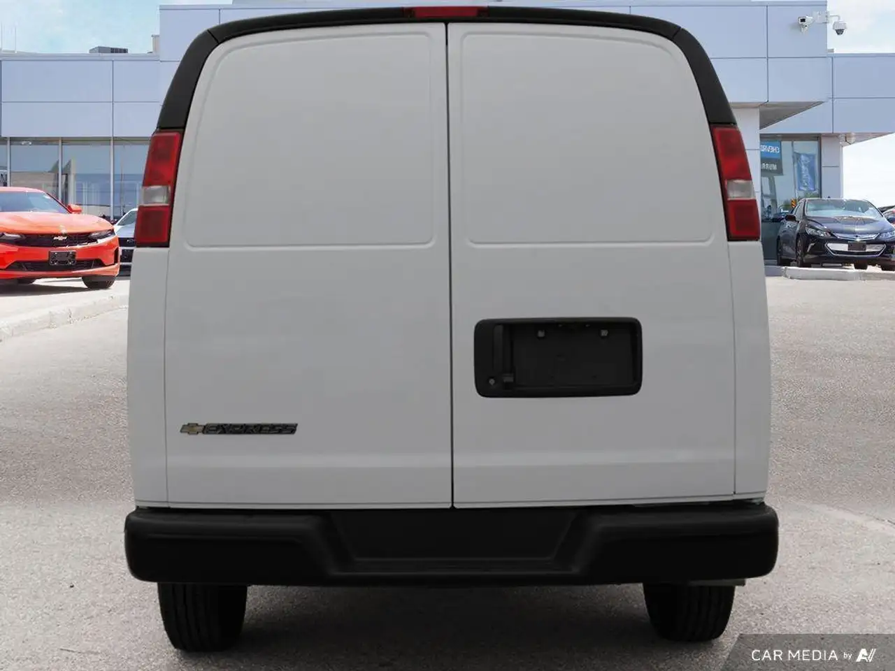 Chevrolet Express 2500 снимка Chevrolet Express 2500