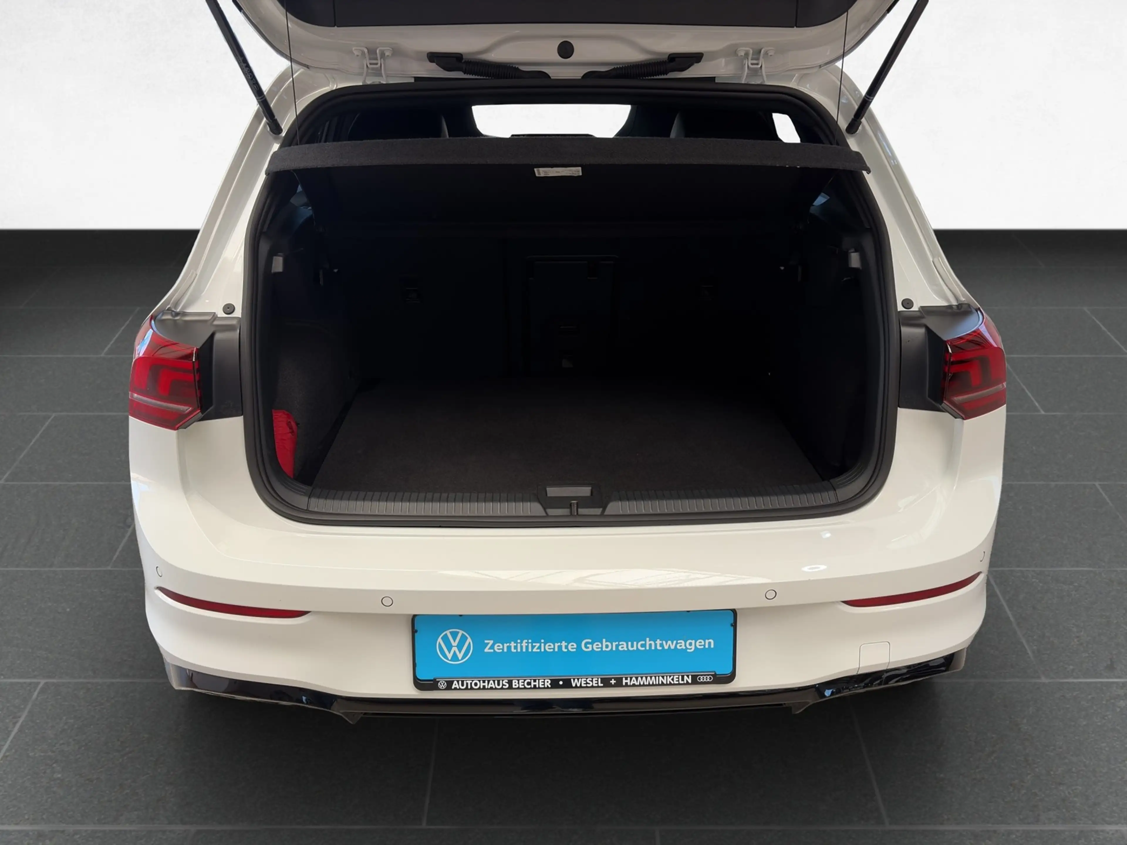 Volkswagen Golf R -Line 1.5 eTSI DSG /LED/Navi/HuD/Sitzhz — photo 7