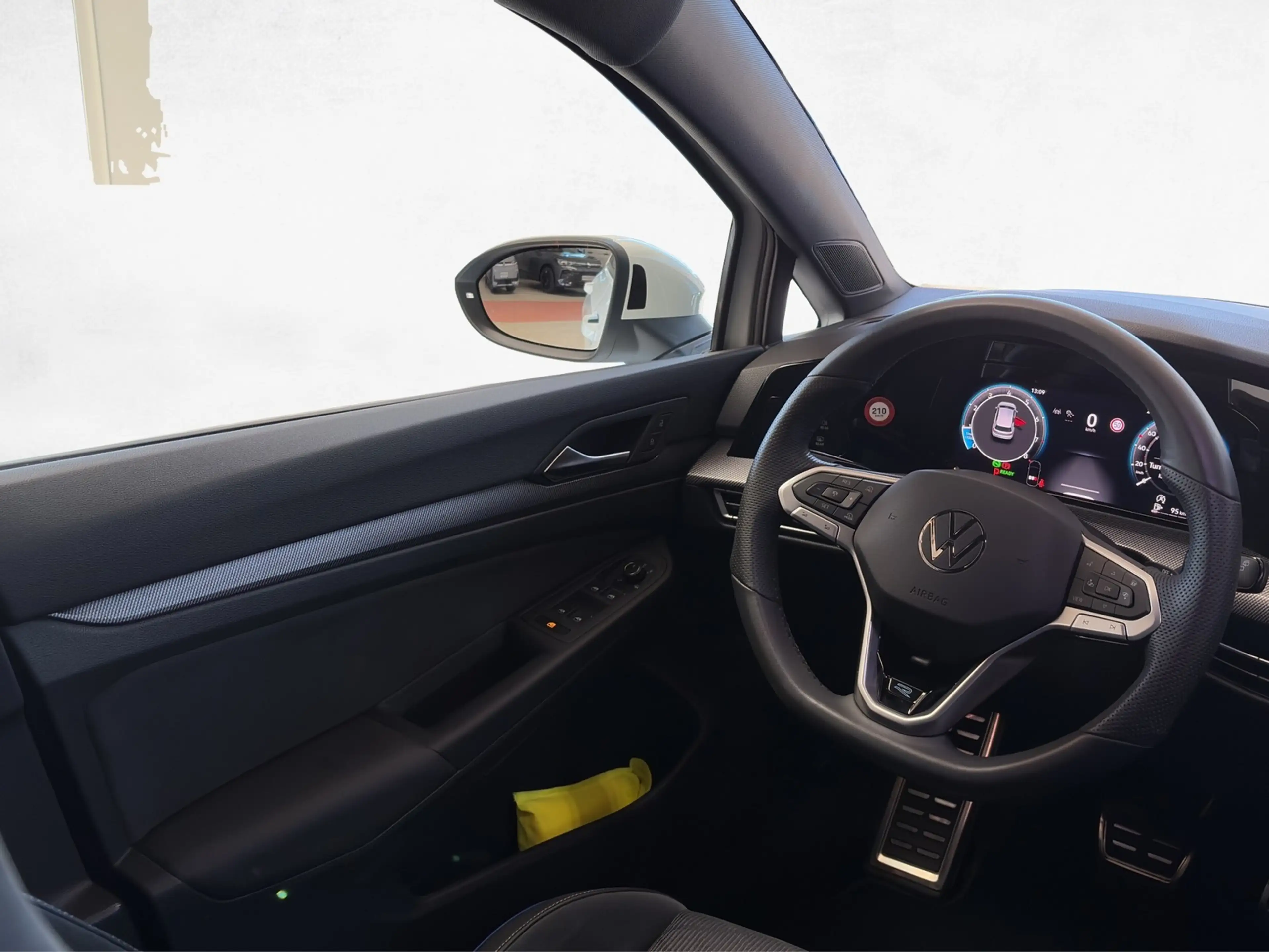 Volkswagen Golf R -Line 1.5 eTSI DSG /LED/Navi/HuD/Sitzhz — photo 16