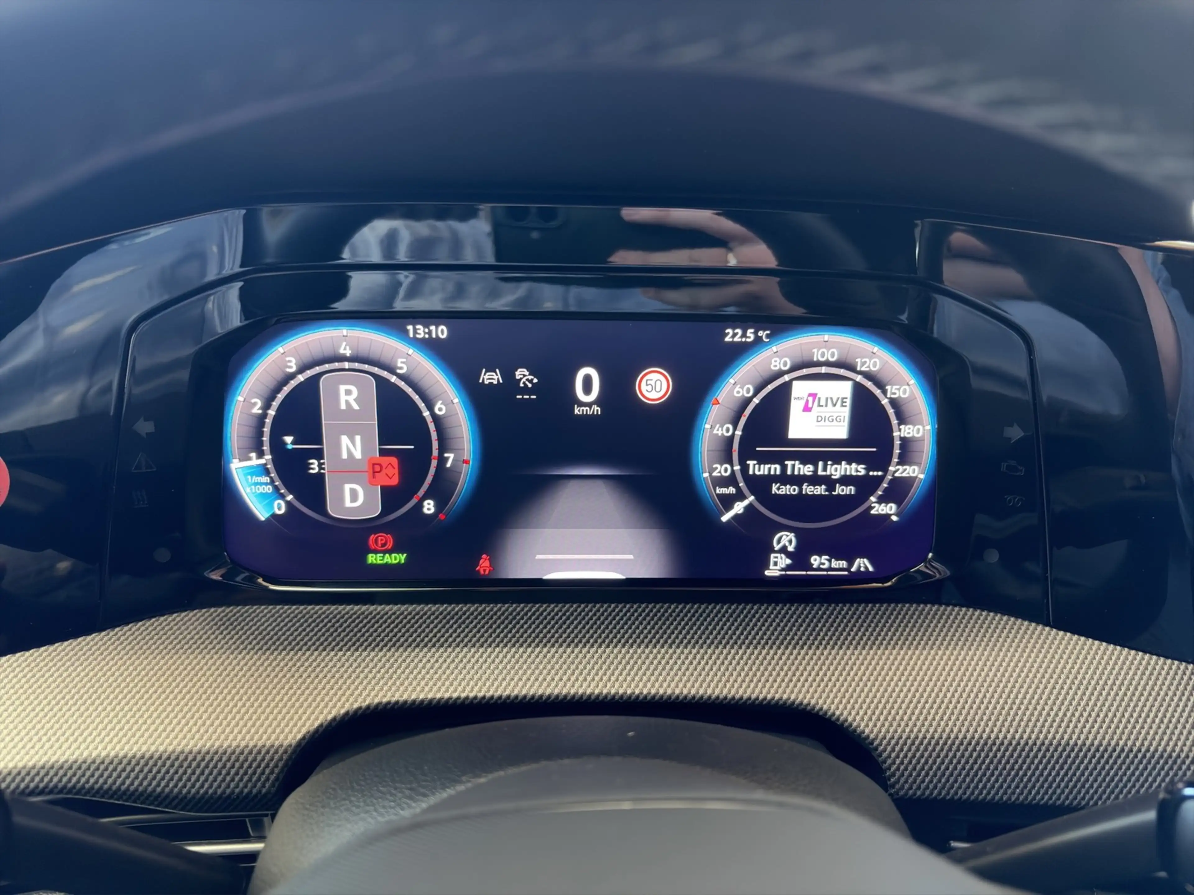 Volkswagen Golf R -Line 1.5 eTSI DSG /LED/Navi/HuD/Sitzhz — photo 13