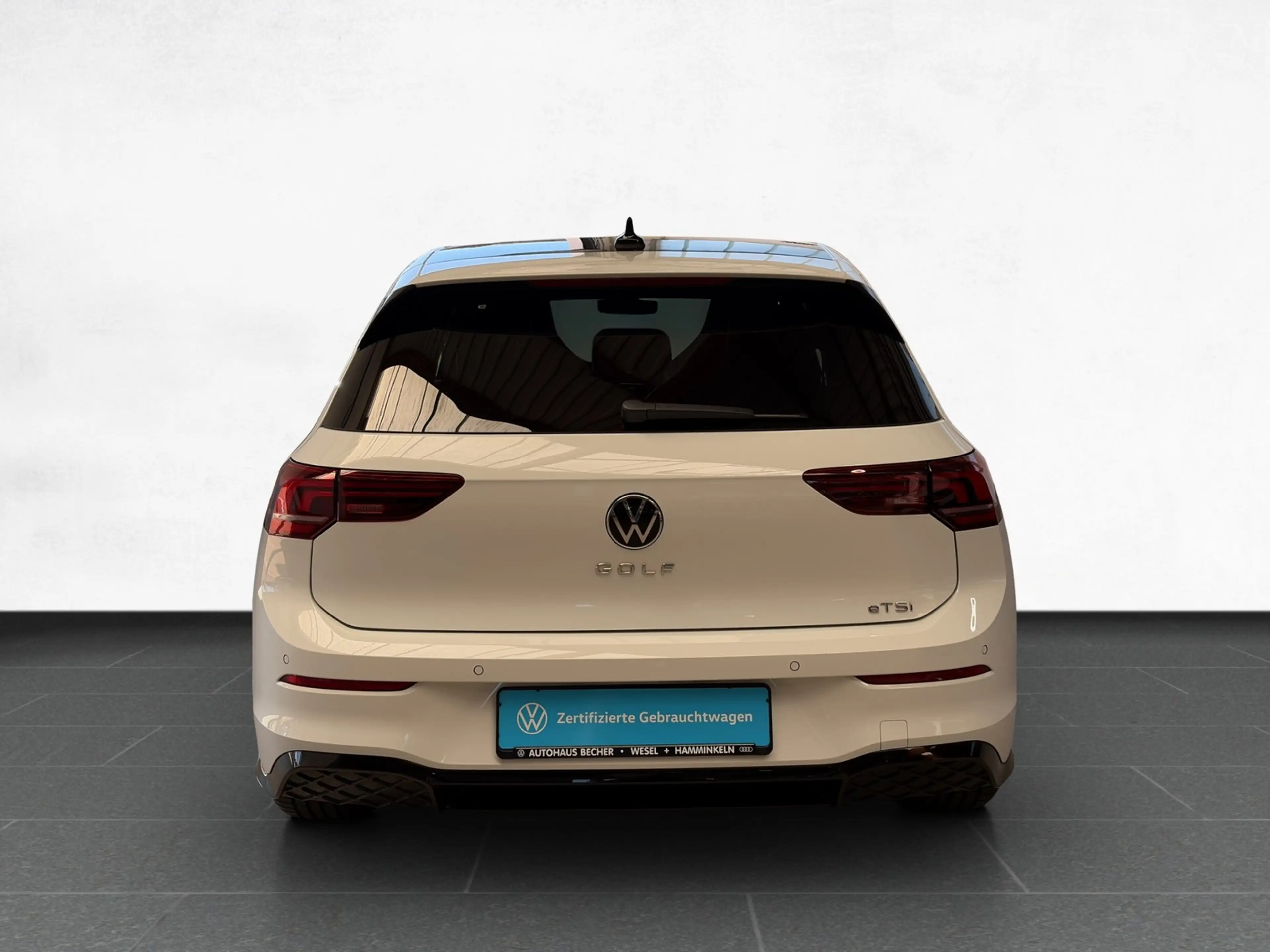 Volkswagen Golf R -Line 1.5 eTSI DSG /LED/Navi/HuD/Sitzhz — photo 5