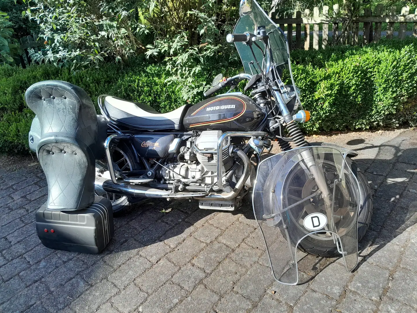 Moto Guzzi California 1000 Noir - 1
