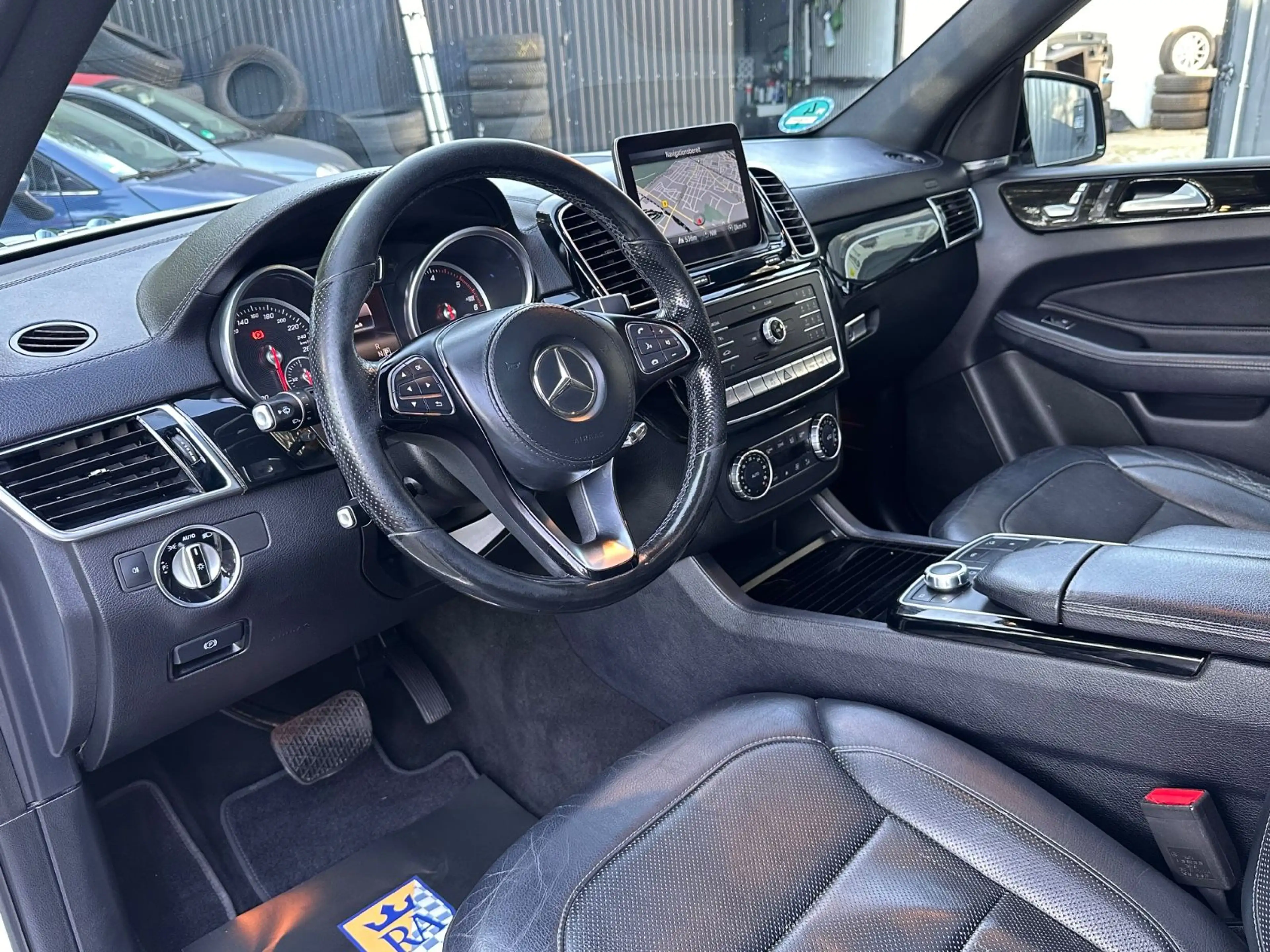 Mercedes-Benz GLS 350 d 4Matic AMG-Line/SITZBELUFT/SCHIEBEDACH — photo 14