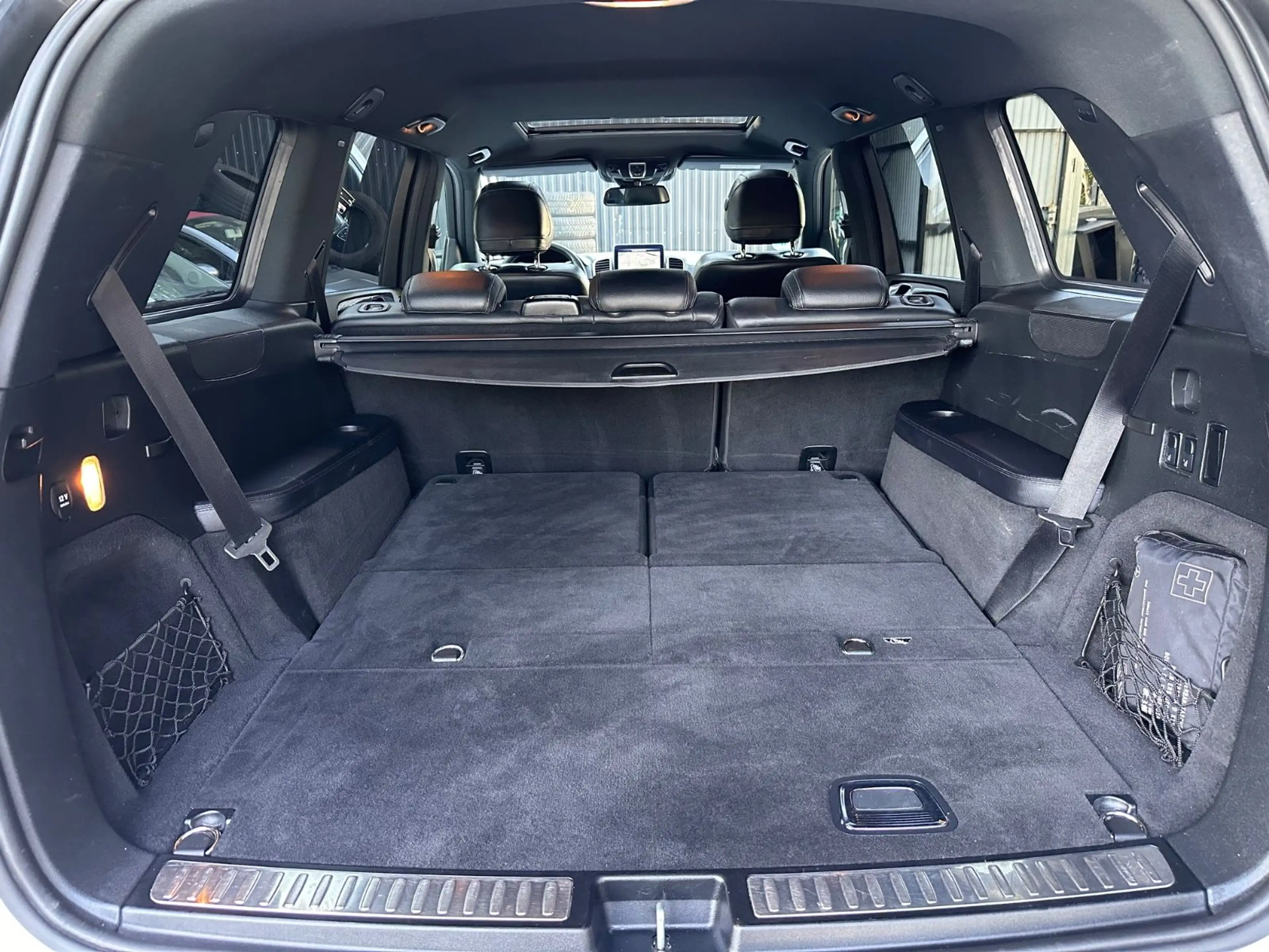 Mercedes-Benz GLS 350 d 4Matic AMG-Line/SITZBELUFT/SCHIEBEDACH — photo 8