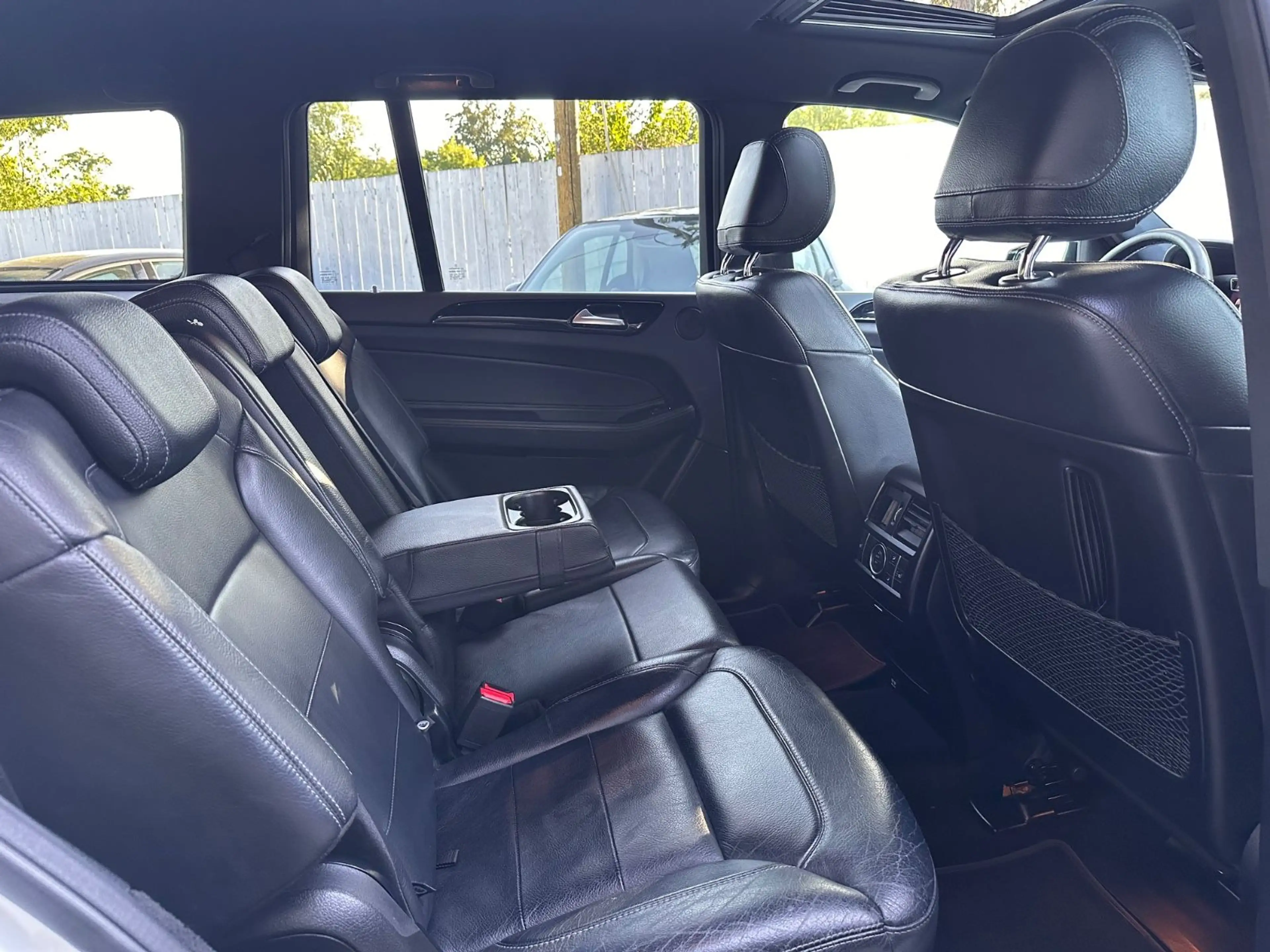 Mercedes-Benz GLS 350 d 4Matic AMG-Line/SITZBELUFT/SCHIEBEDACH — photo 28