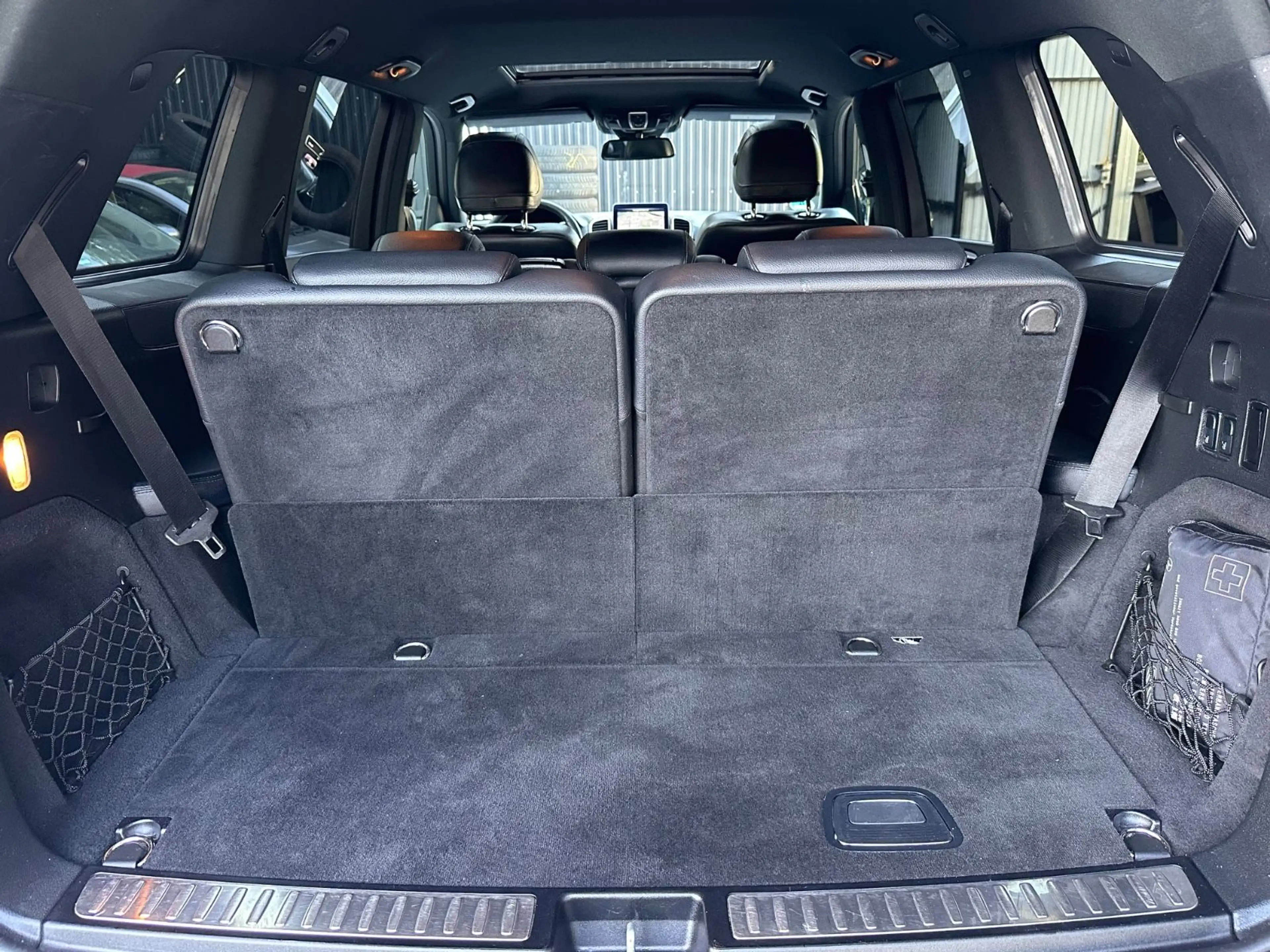 Mercedes-Benz GLS 350 d 4Matic AMG-Line/SITZBELUFT/SCHIEBEDACH — photo 9