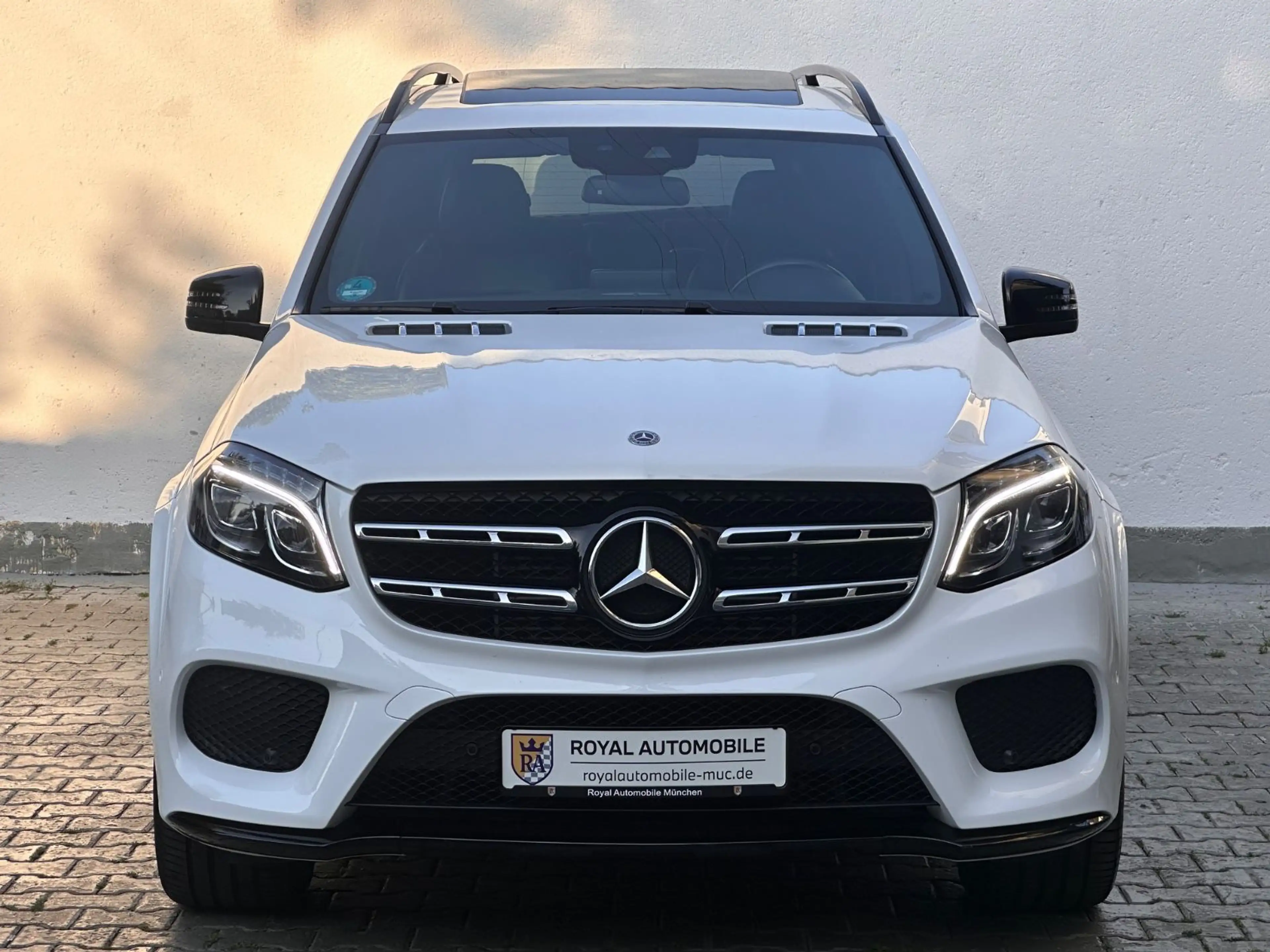 Mercedes-Benz GLS 350 d 4Matic AMG-Line/SITZBELUFT/SCHIEBEDACH — photo 2