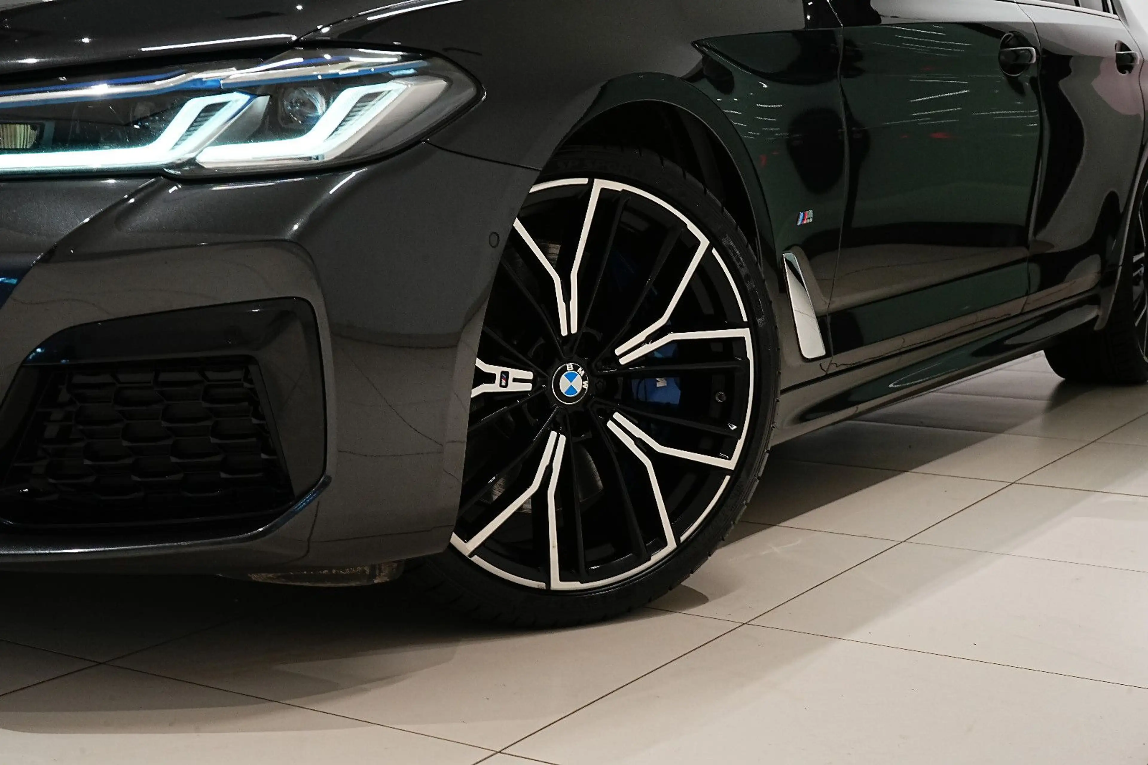BMW 530 d xDRIVE|M-PAKET|HUD|LASER|PANO|MEMMO|AHK — photo 2