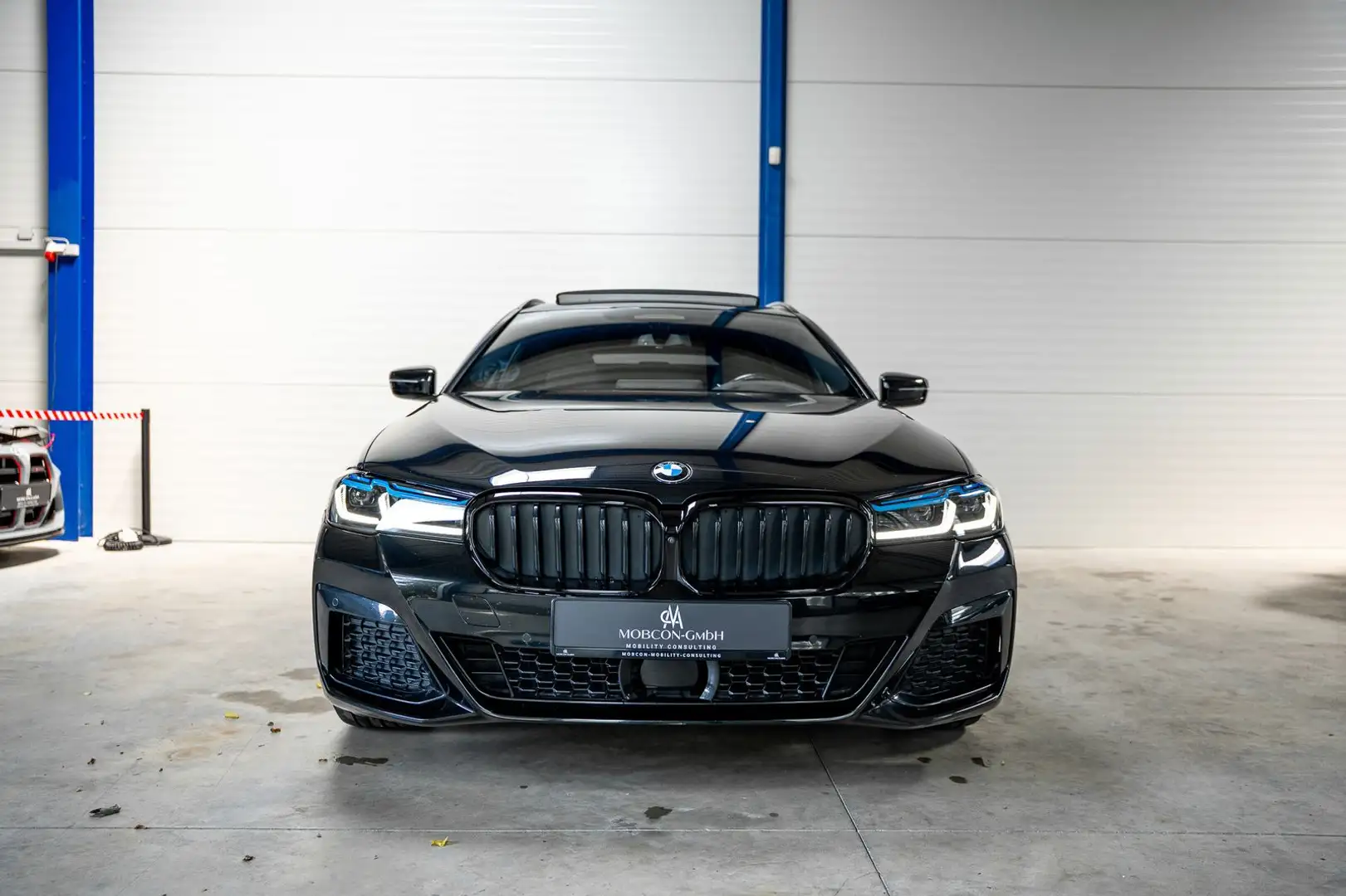 BMW 540 XD TOUR M Sport *Integral*360°*H&K*PANO*20" Zilver - 2
