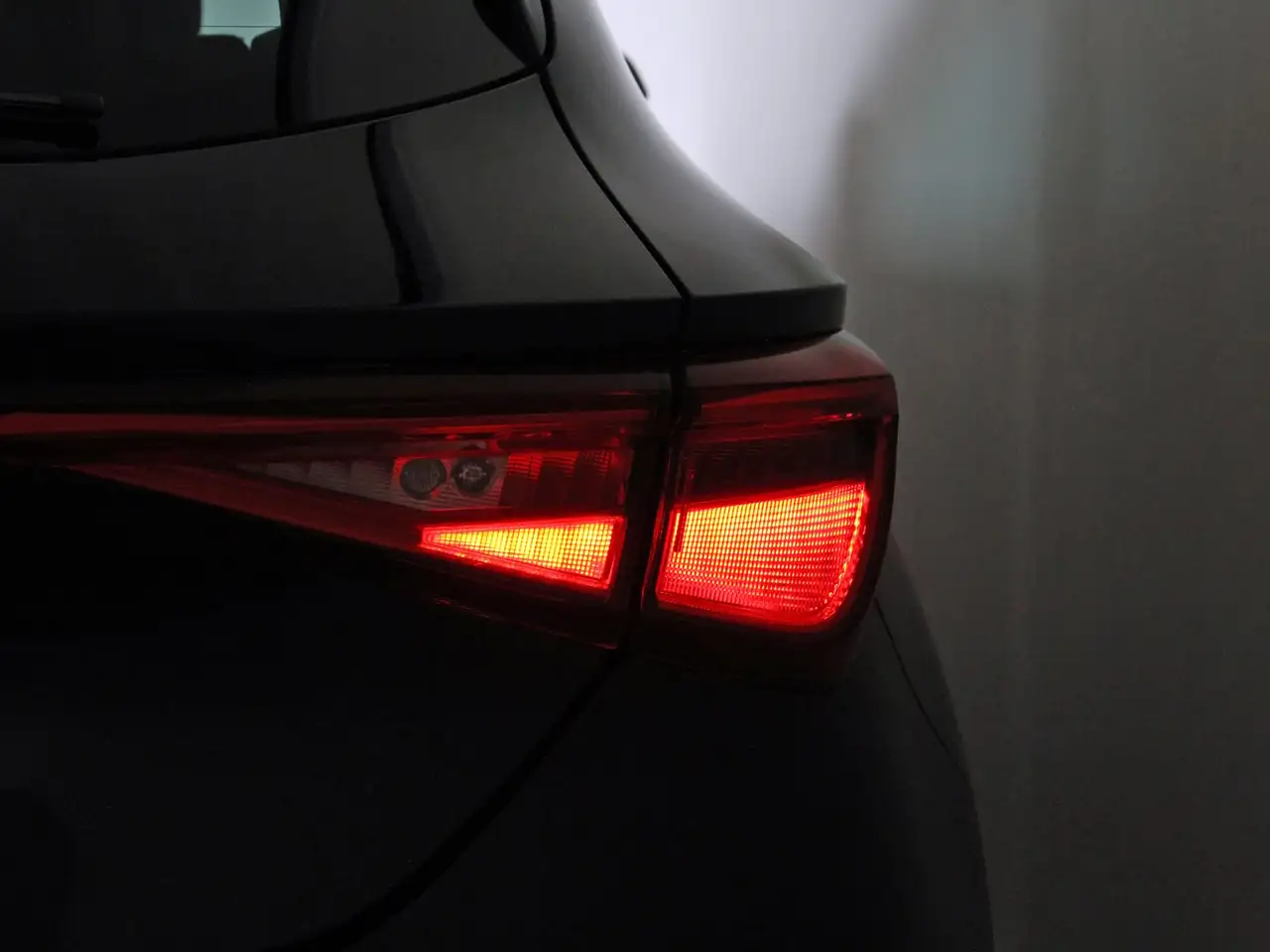 SEAT Leon 2026 — фото 11