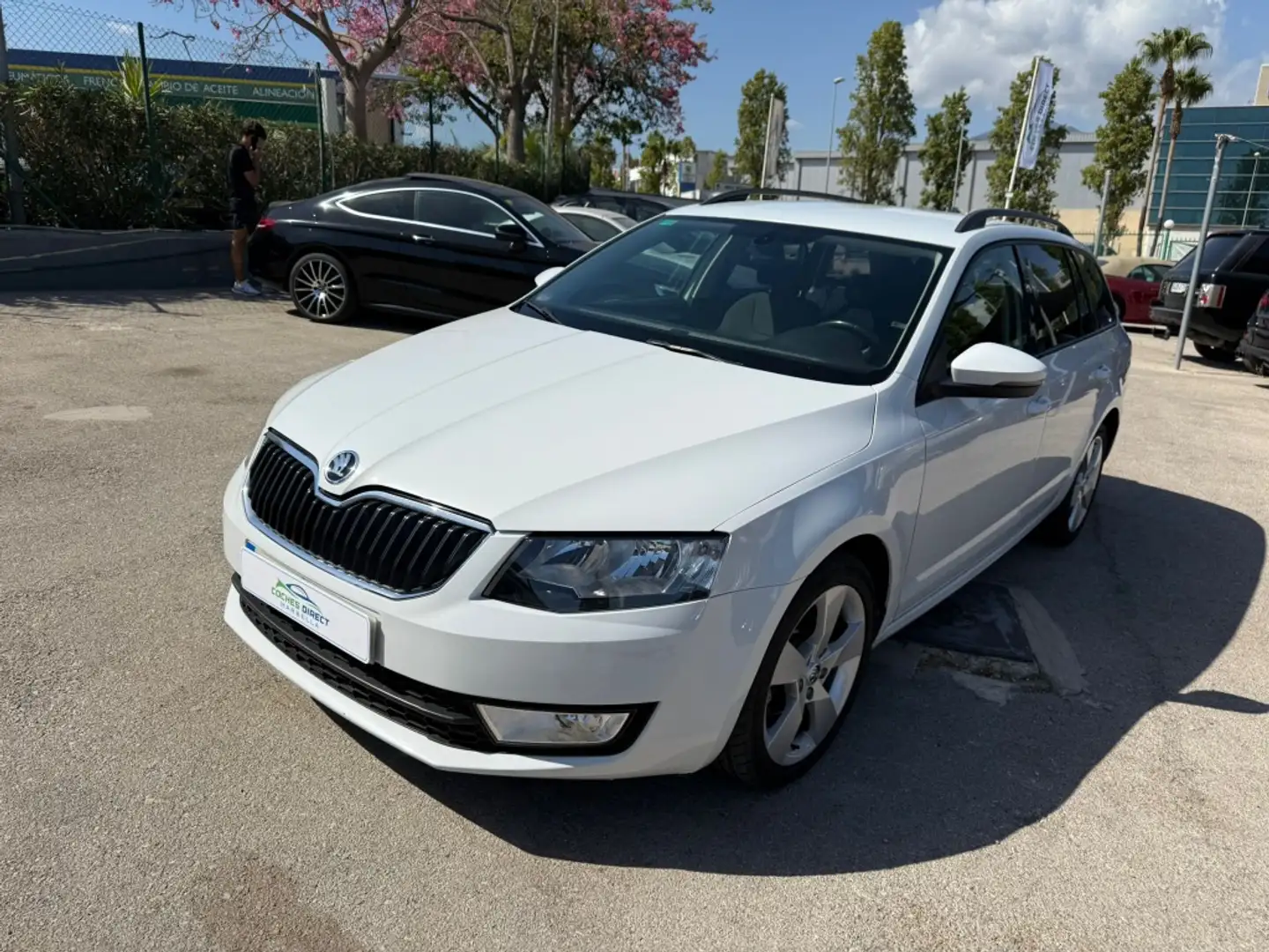 Skoda Octavia 1.6TDI CR Ambition DSG 110 Blanc - 1
