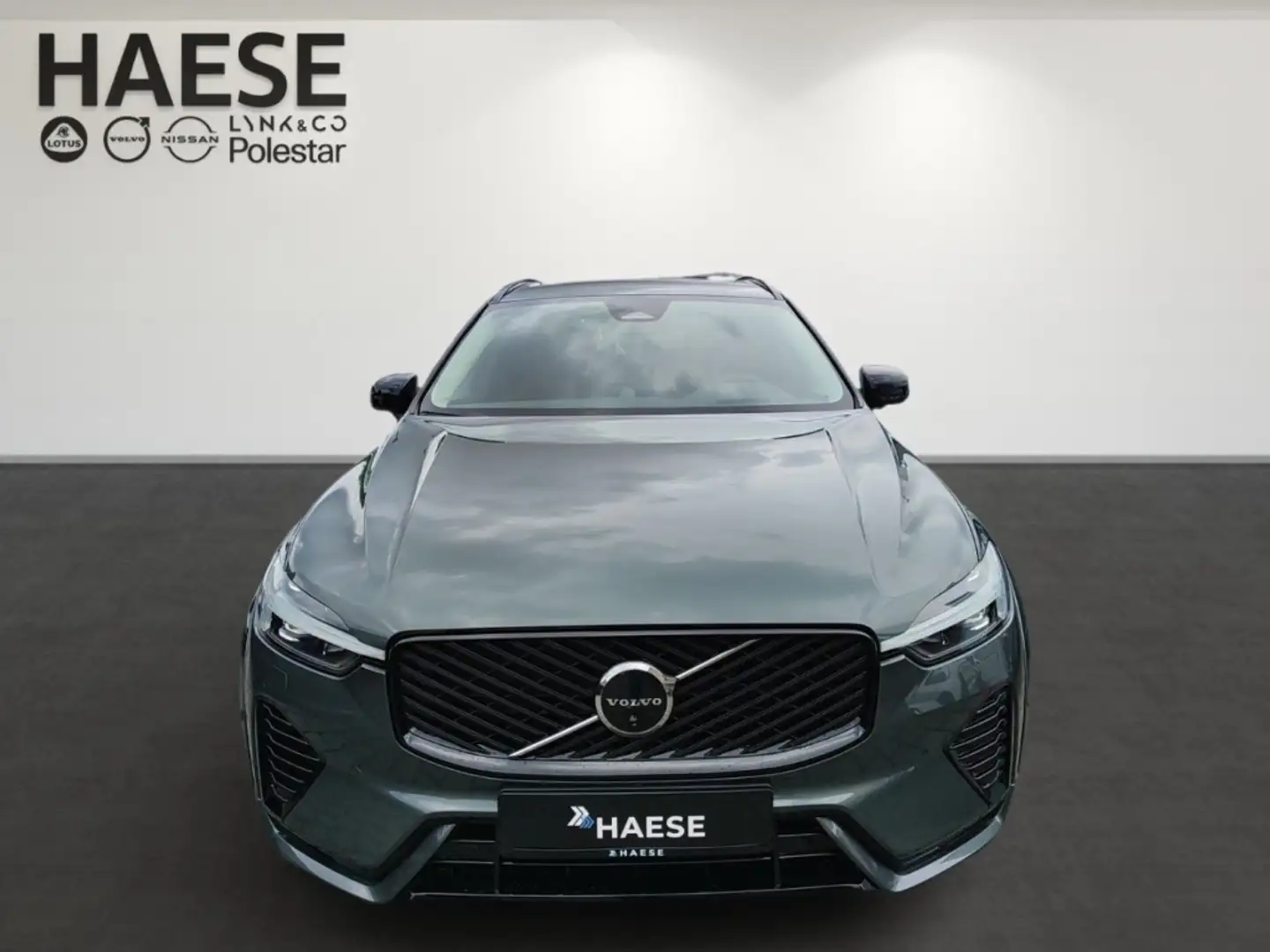 Volvo XC60 Ultra Dark Recharge Plug-In Hybrid AWD T8 Twin Eng Grün - 2