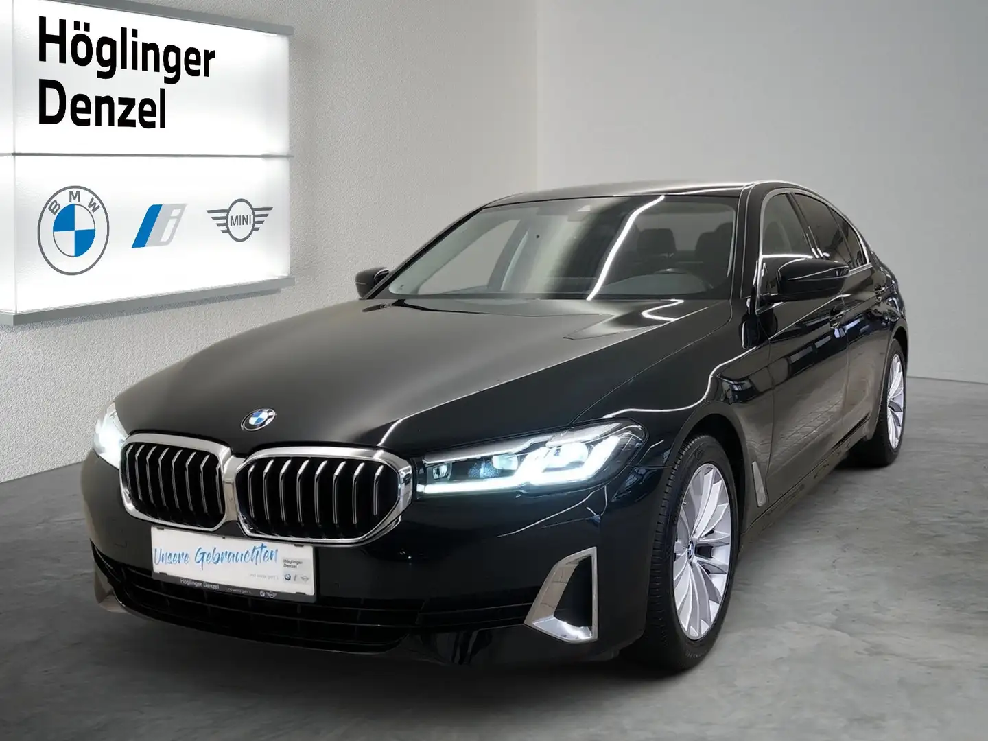 BMW 520 d xDrive Schwarz - 1