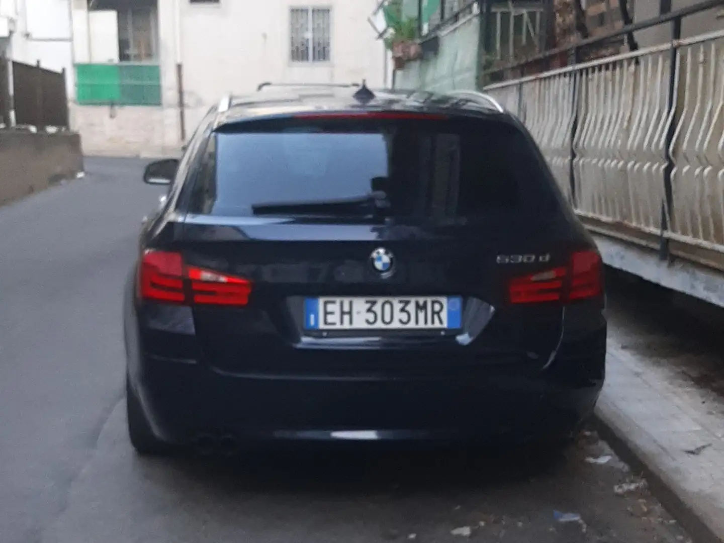 BMW 530 Serie 5 F11 Touring 530d Touring Msport Blue - 1