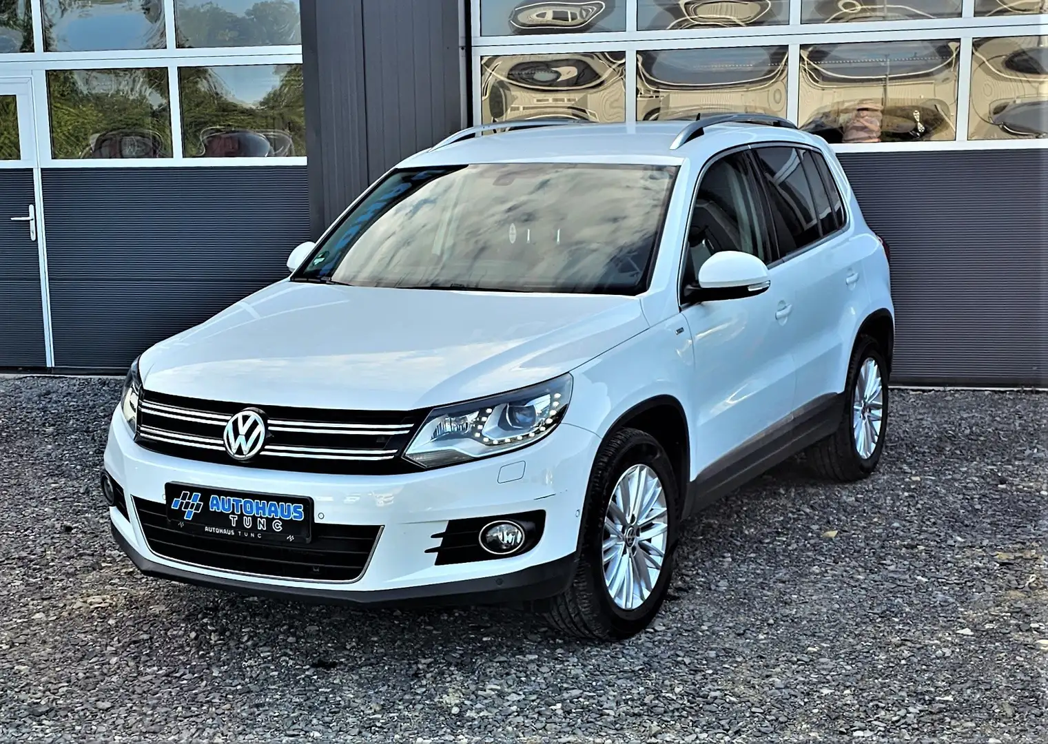 Volkswagen Tiguan Cup Sport, Bi-Xenon, PDC, MuFu, Park-Assist Blanc - 1