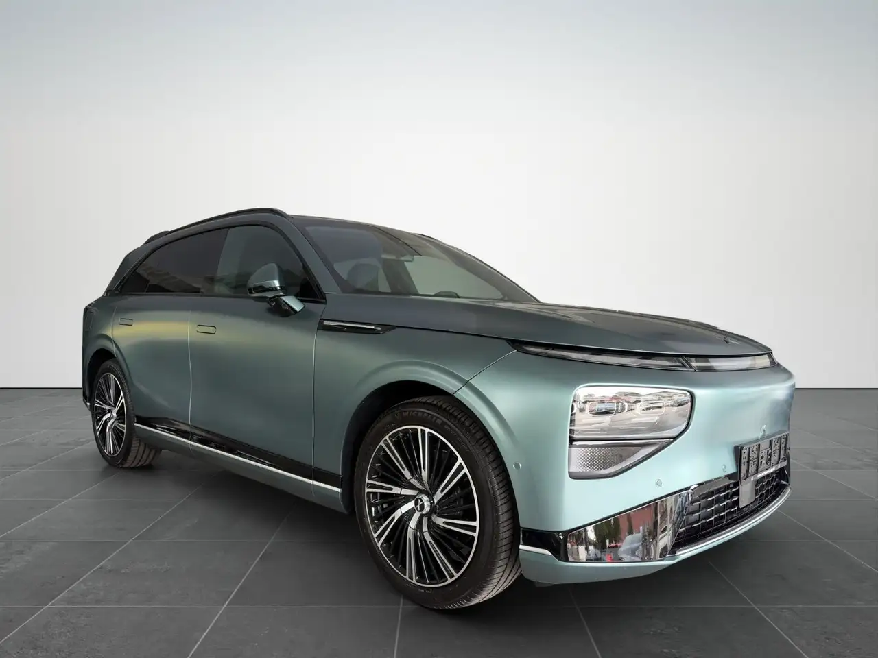 XPENG G9