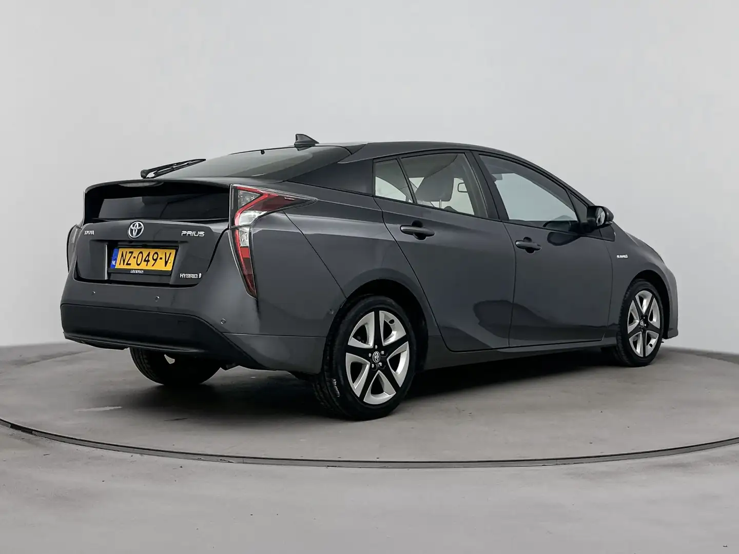 Toyota Prius 1.8 Executive | NL-Auto | Lederen bekleding | Head Grau - 2