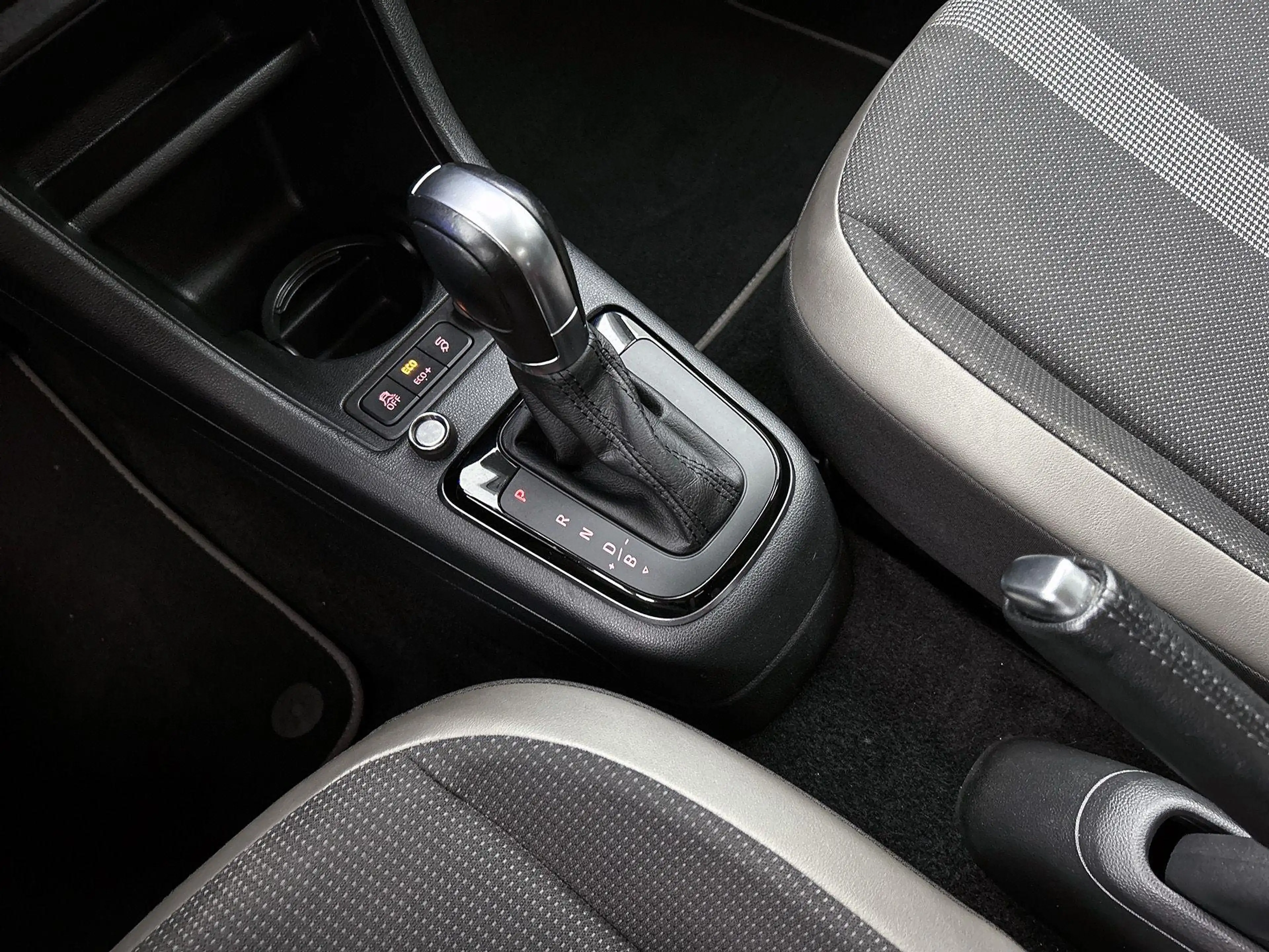 Volkswagen e-up! e-up! | 82 PK | Automaat | Airco | Lichtmetalen Ve — photo 15