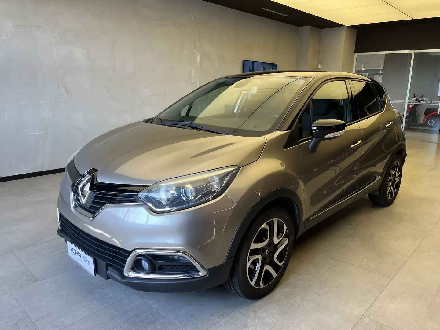 Renault Captur 1.5 dCi Energy R-Link Marrón - 1