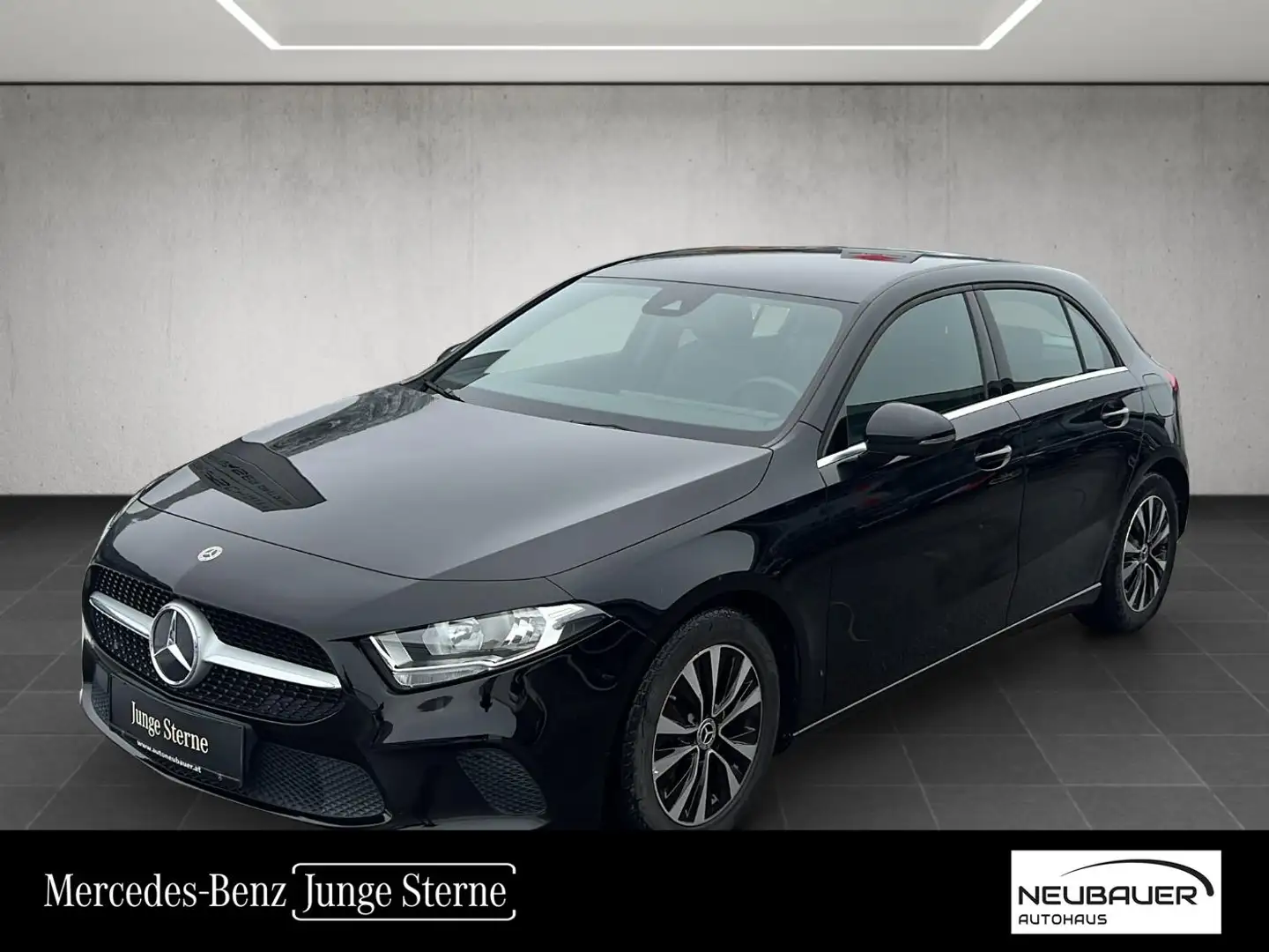 Mercedes-Benz A 180 d Kompaktlimousine Style Shz MBUX CarPlay Schwarz - 1