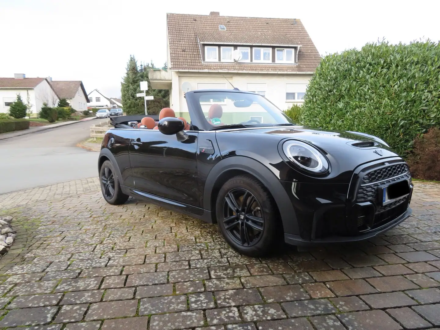 MINI John Cooper Works Cabrio Cooper S John Cooper Works Trim Černá - 1