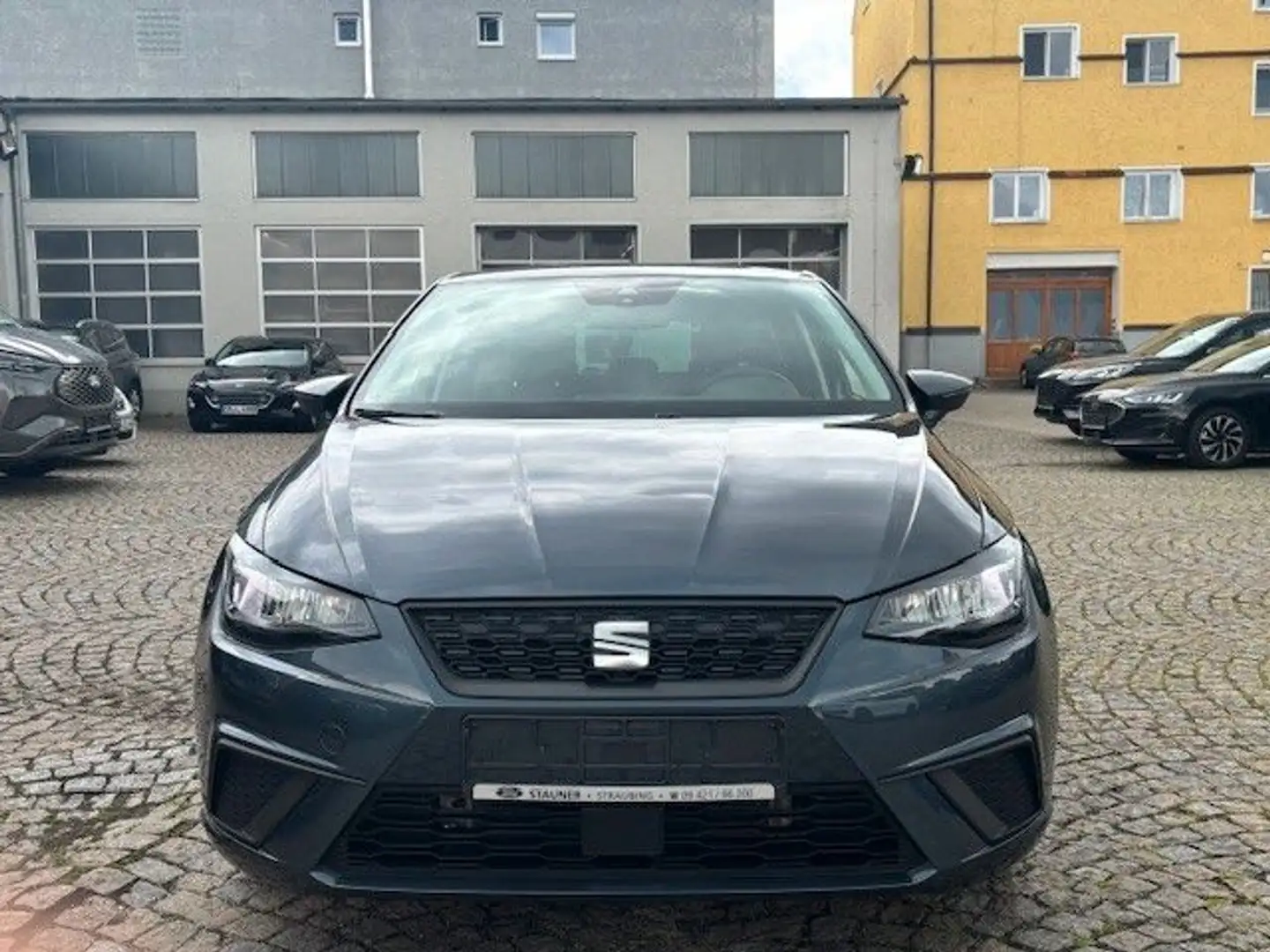 SEAT Ibiza Style 1.0 TSI OPF Style*NAVI*TEMPOMAT*SHZ* Gris - 2