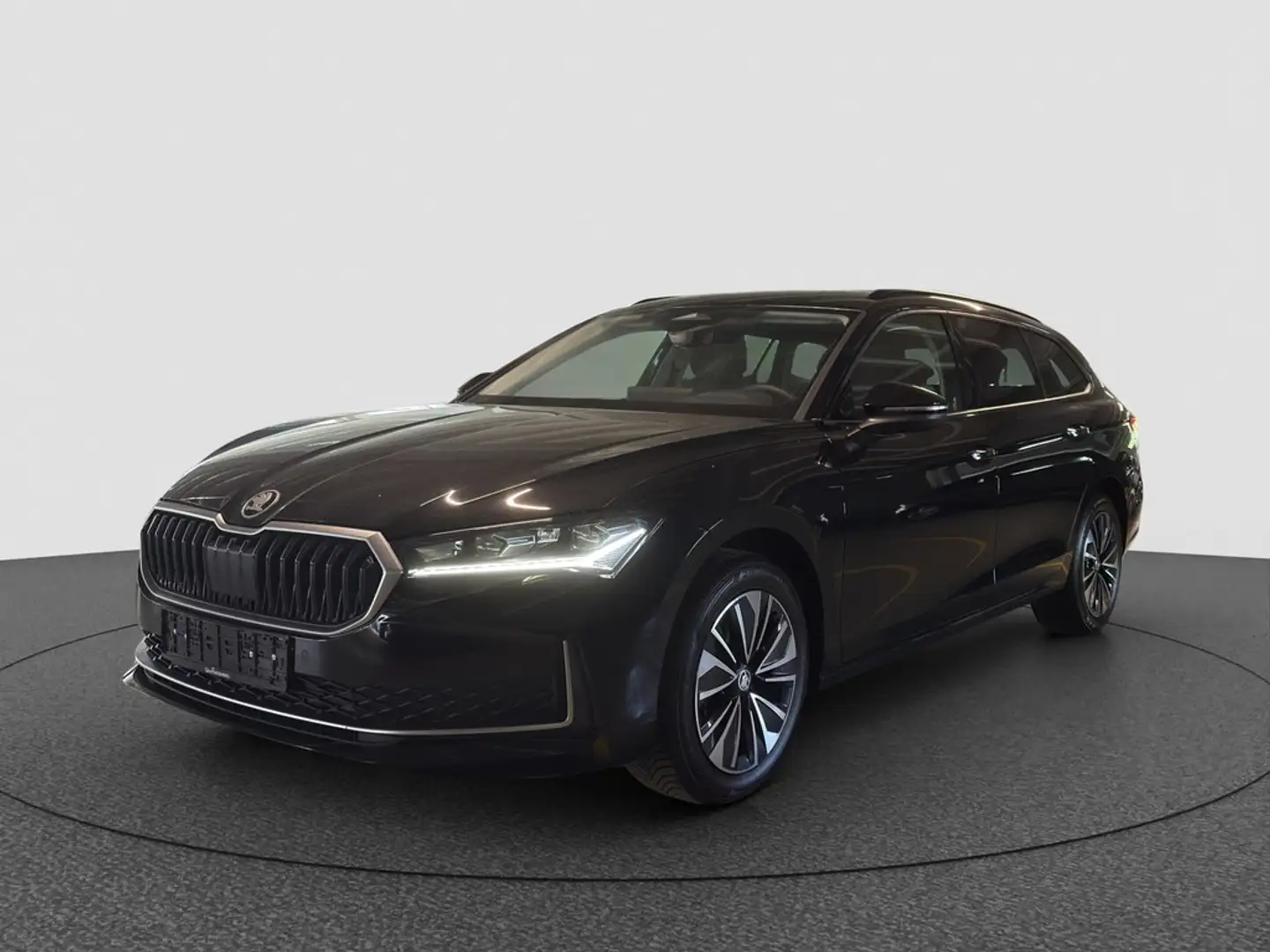 Skoda Superb Combi 2.0 TDI DSG Selection Schwarz - 1